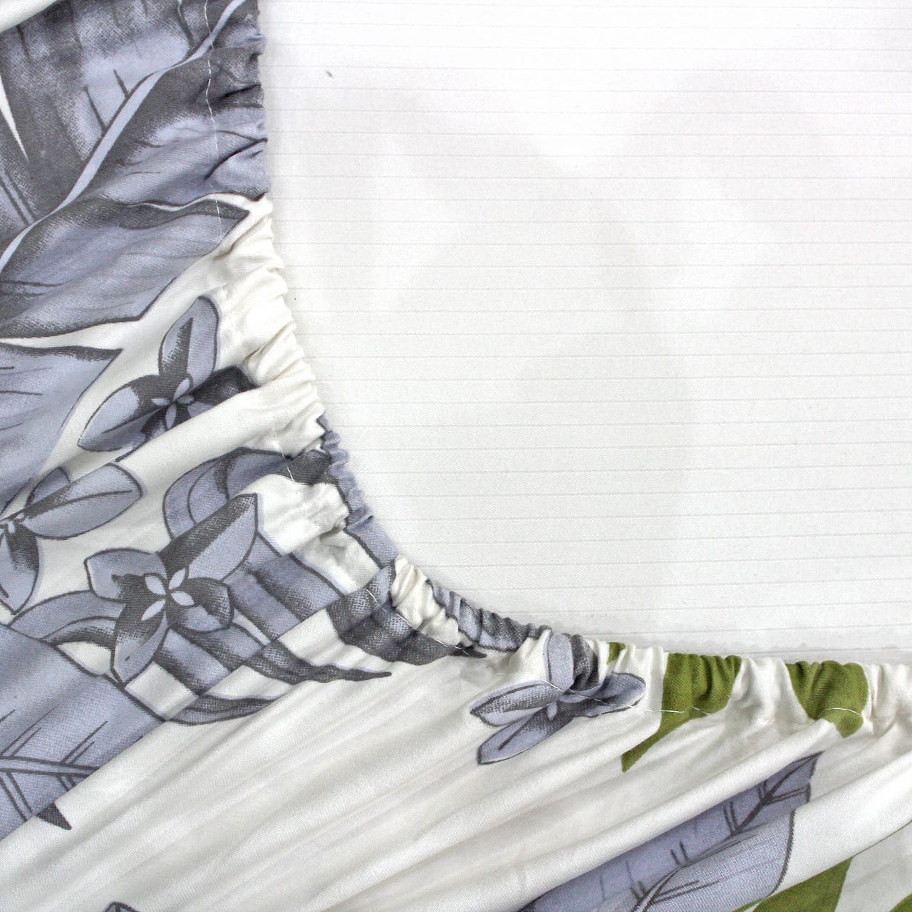 Floral Cotton Fitted Bedsheet(300 TC) -Multicolor online in India