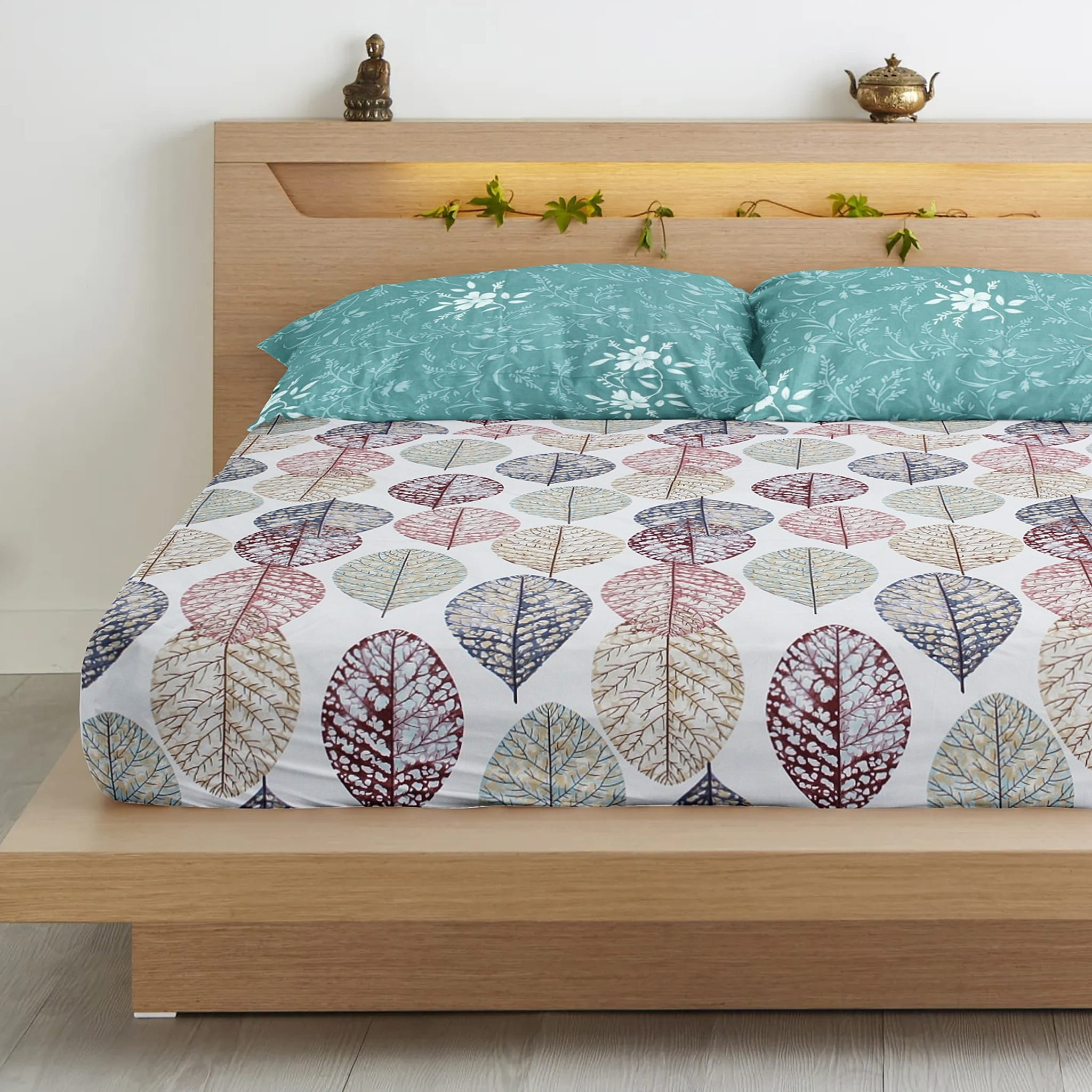 Floral Cotton Fitted Bedsheet(300 TC) -Multicolor online in India