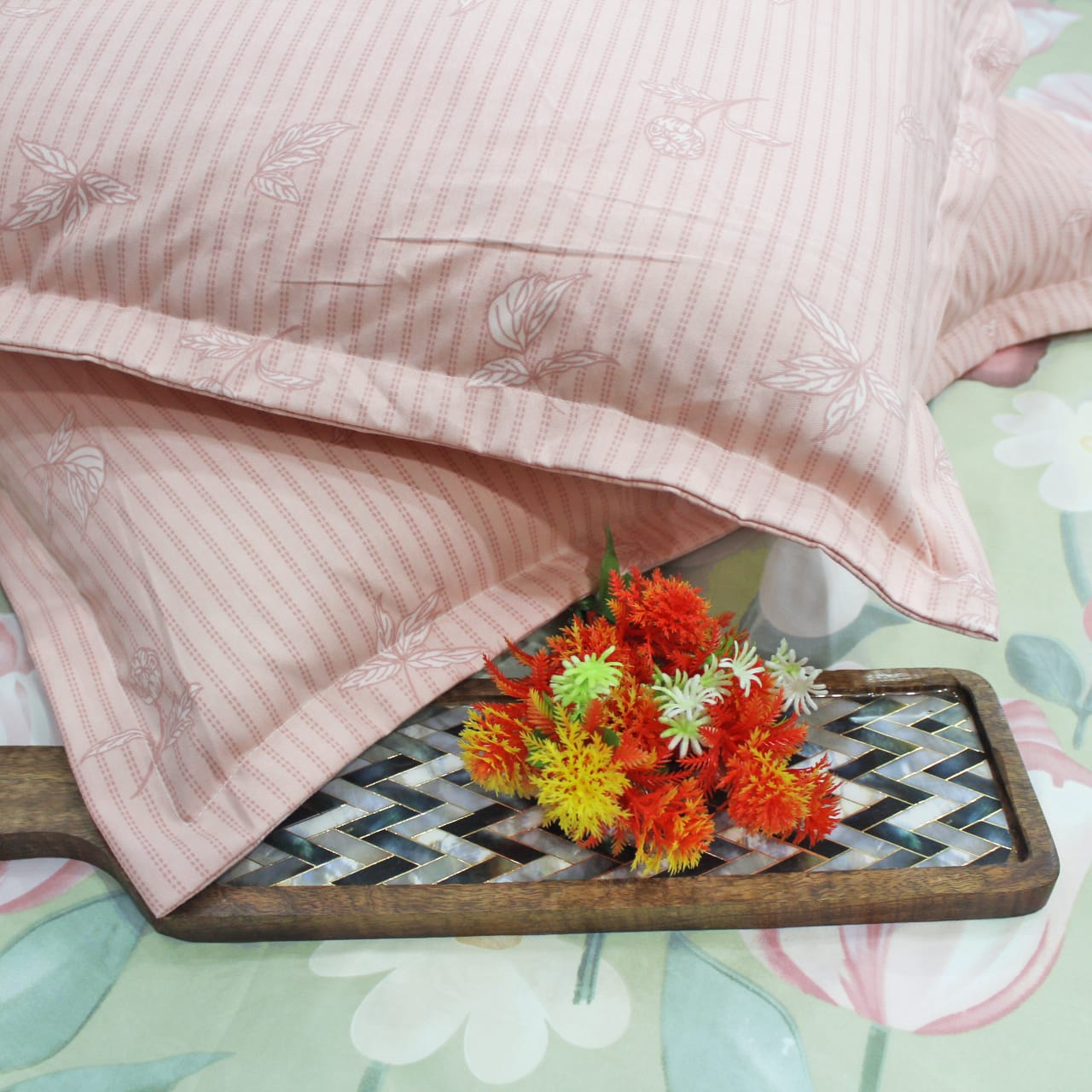 Soft Cotton Print 300 TC Fitted Bedsheet In Multicolor At Best Prices