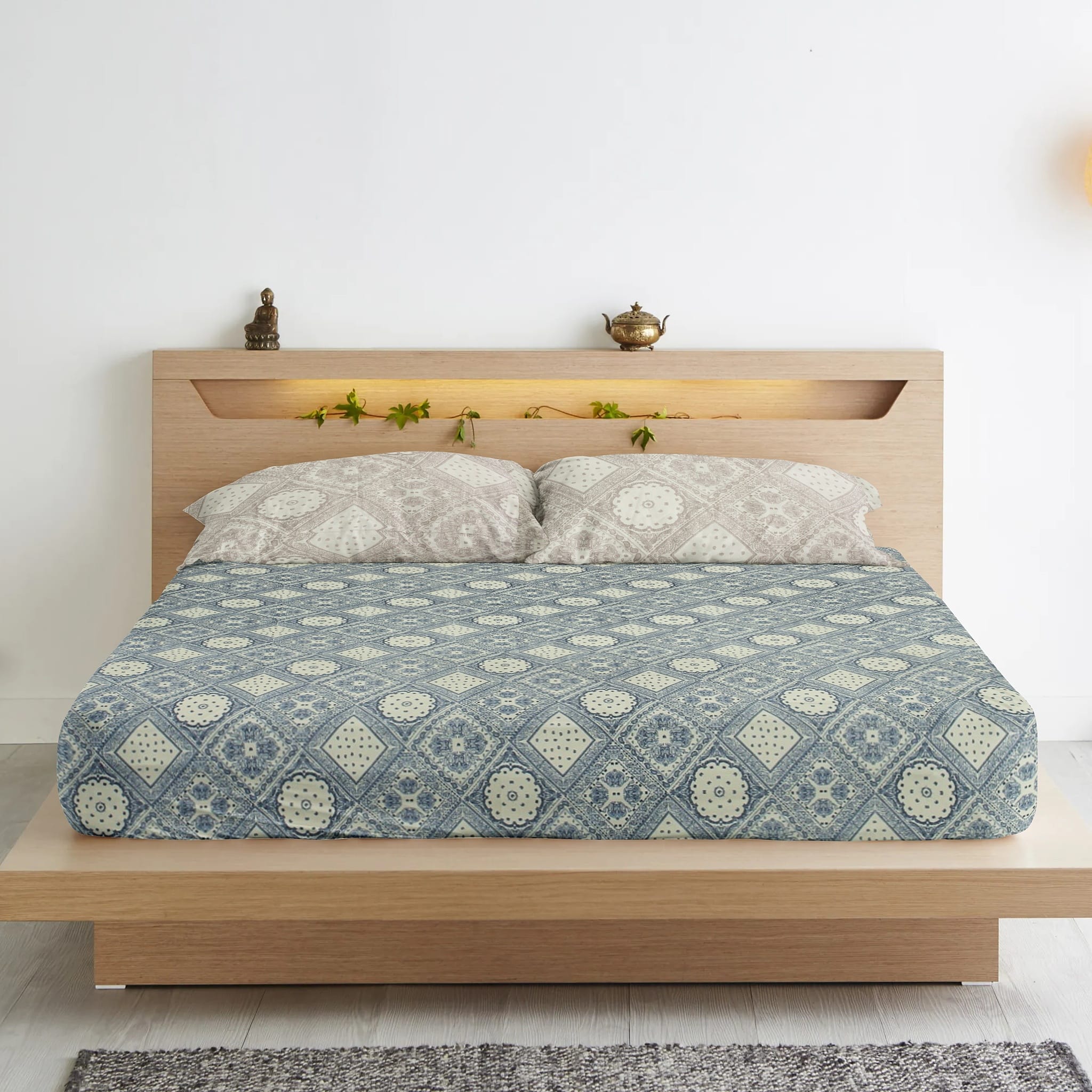 Floral Cotton Fitted Bedsheet(300 TC) -Multicolor online in India