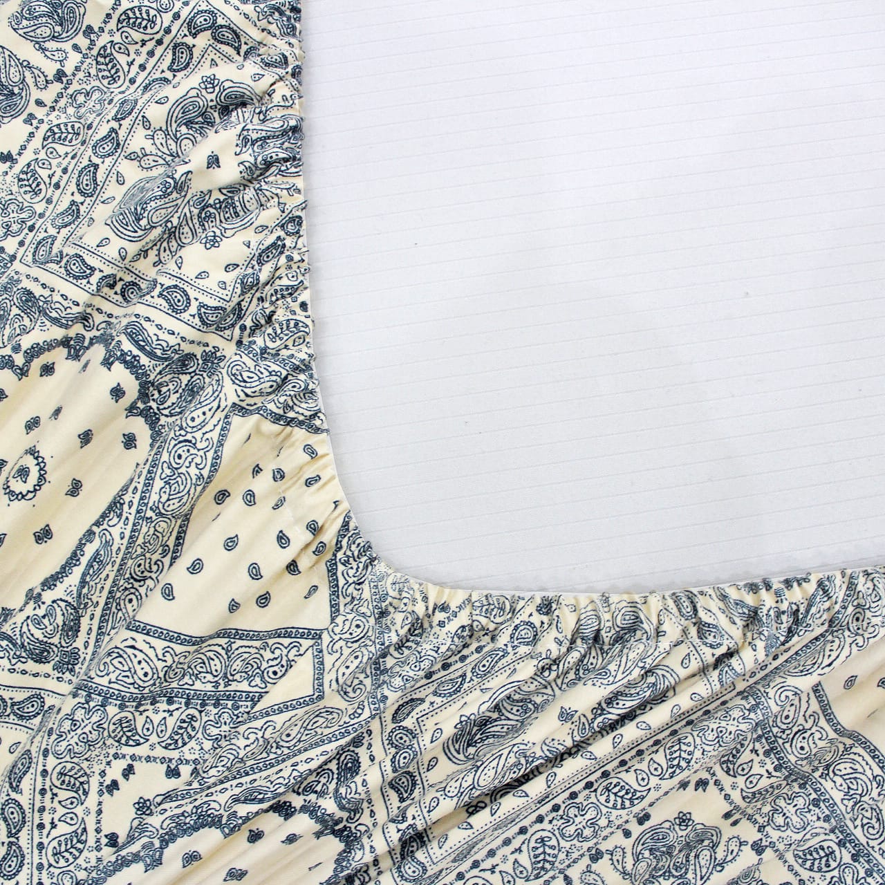 Floral Cotton Fitted Bedsheet(300 TC) -Multicolor online in India