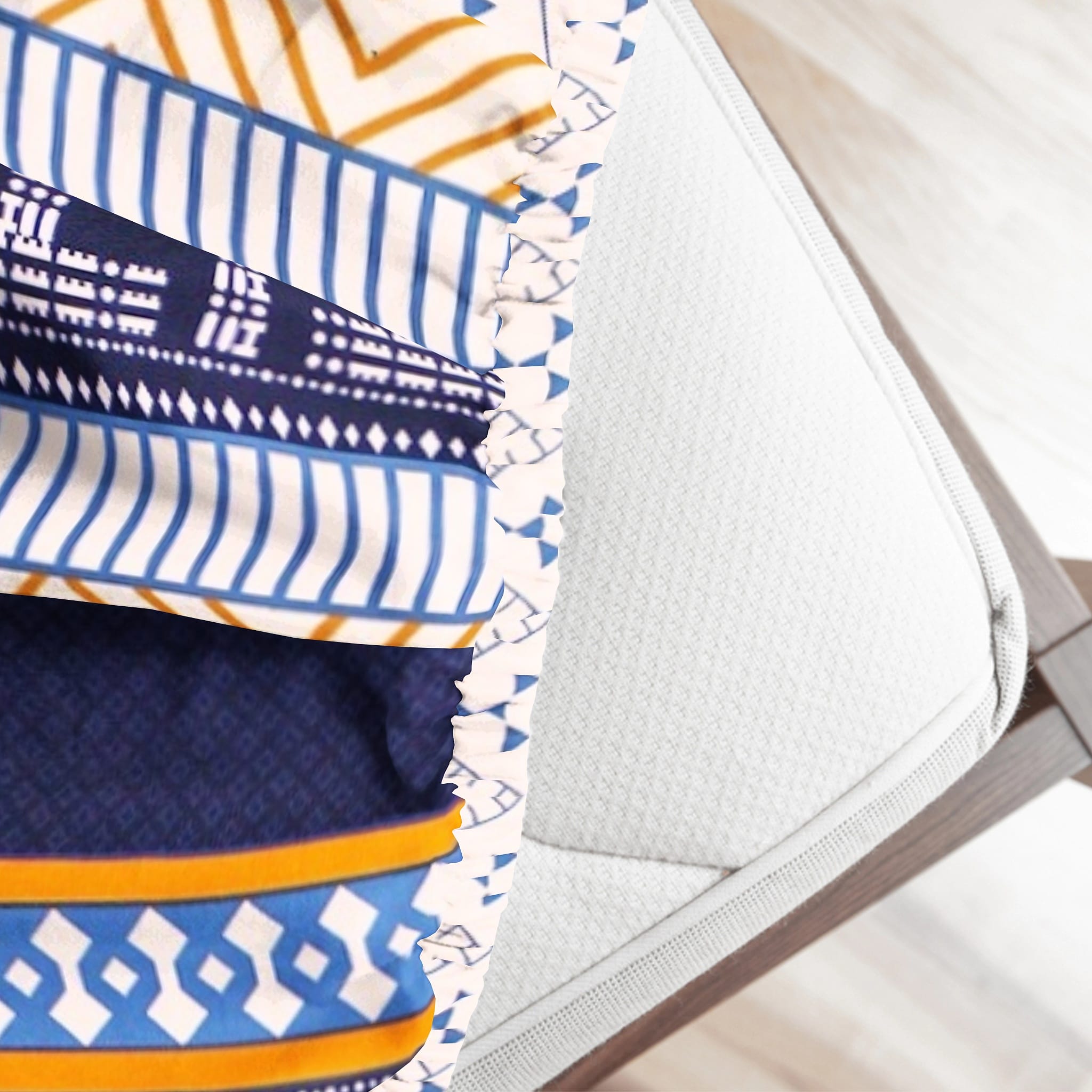 Geometrical Cotton Fitted Bedsheet(300 TC) -Multicolor online in India