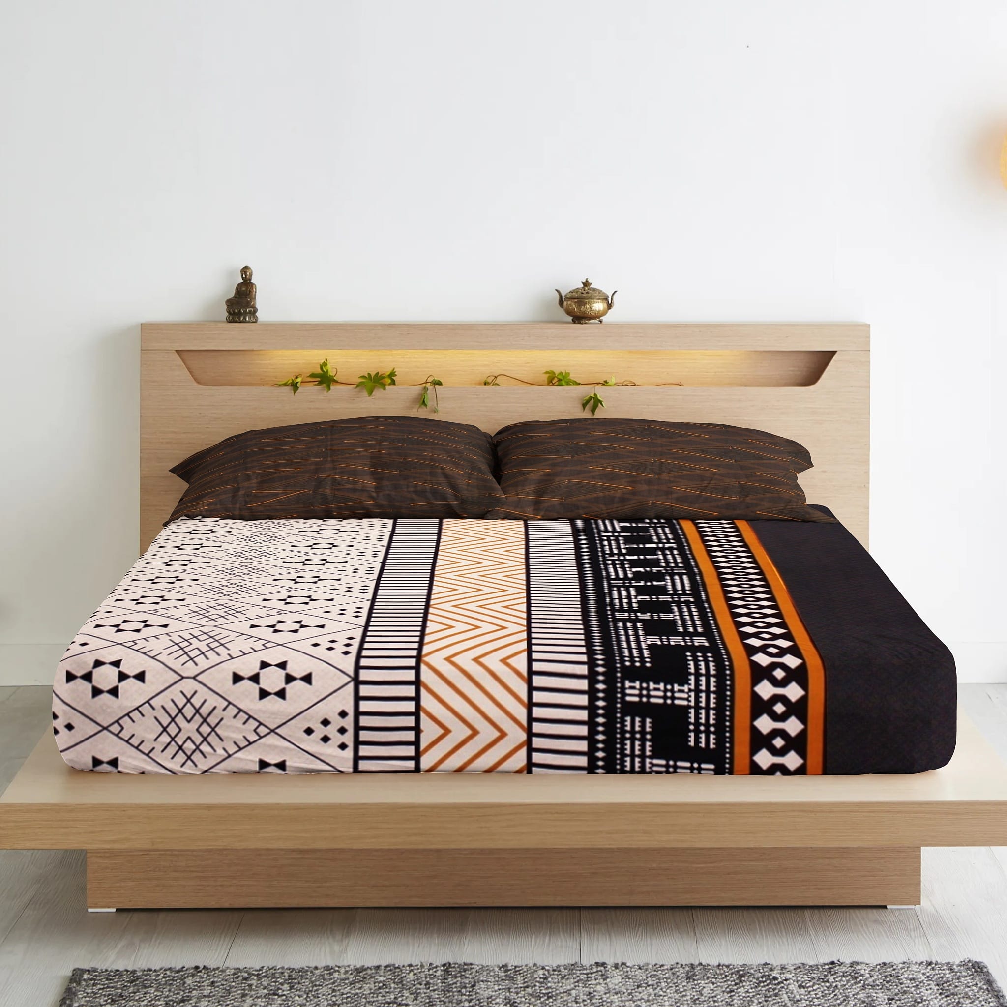 Geometrical Cotton Fitted Bedsheet(300 TC) -Multicolor online in India