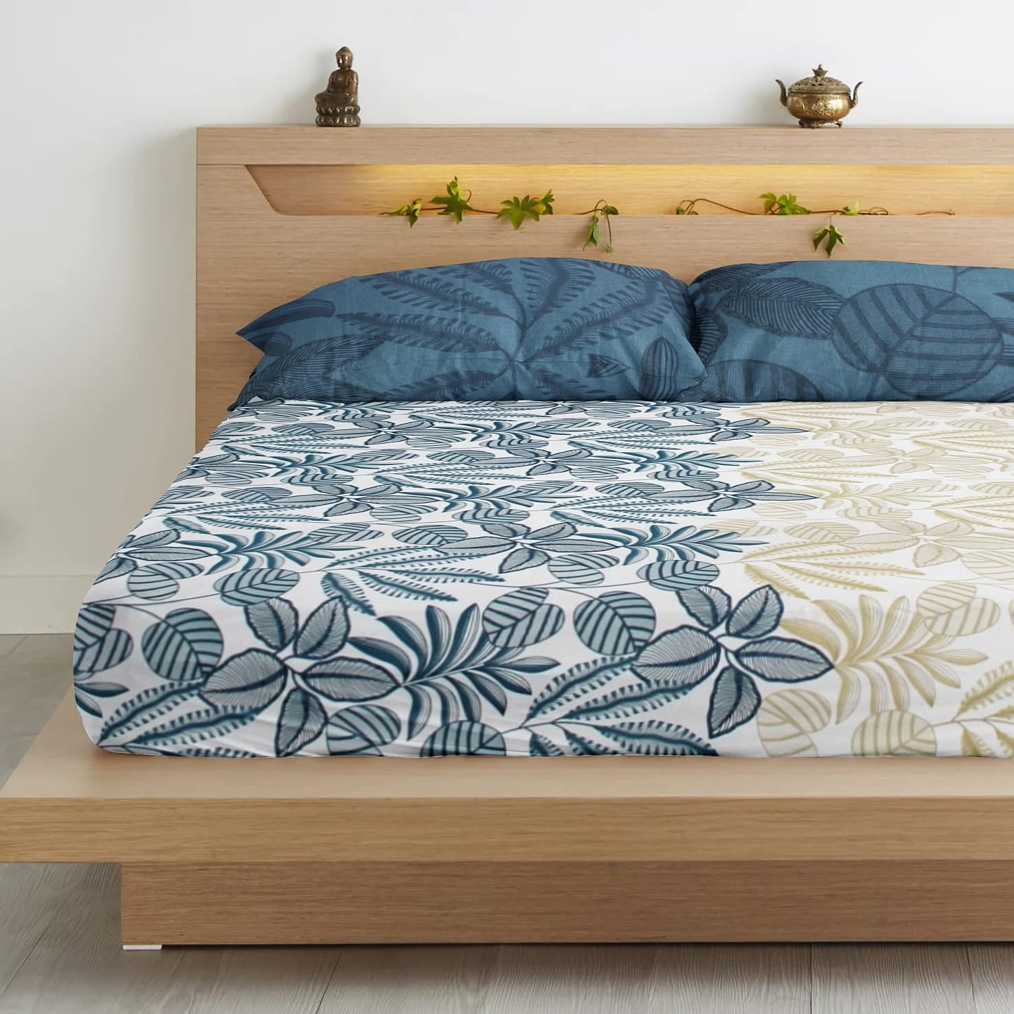Floral Cotton Fitted Bedsheet(300 TC) -Multicolor online in India