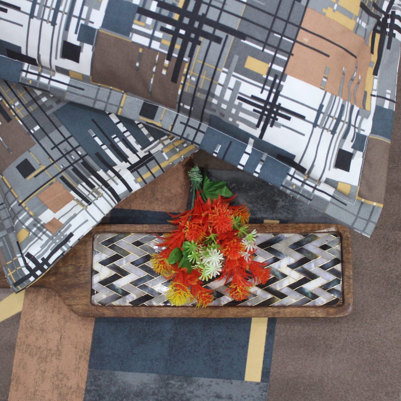 Geometrical Cotton Fitted Bedsheet(300 TC) -Multicolor online in India