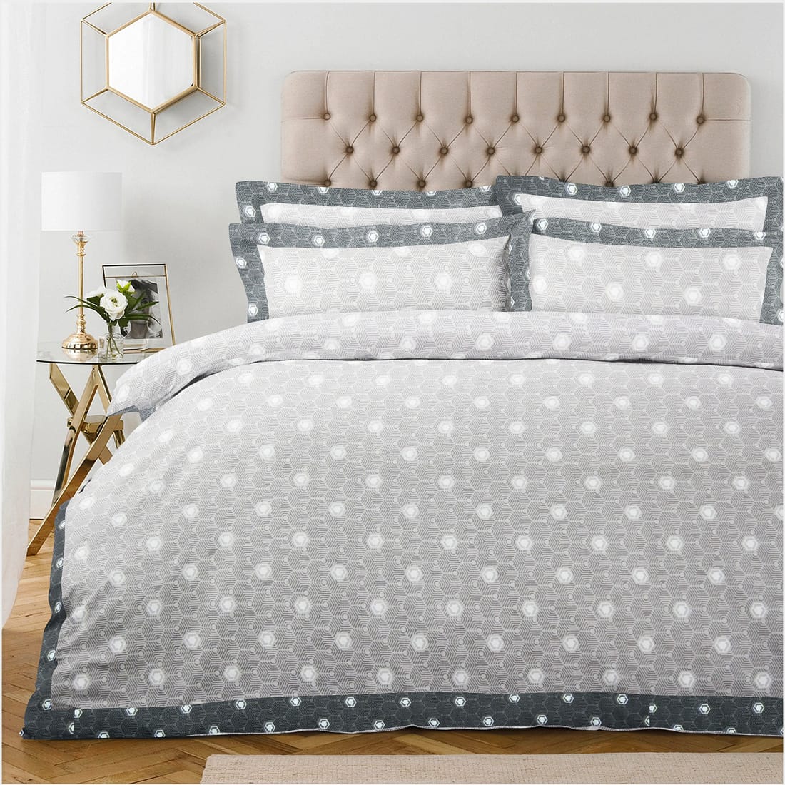 Pearl Texture Geometrical Print 300TC Cotton Dohar Comforter In Silver At Best Prices