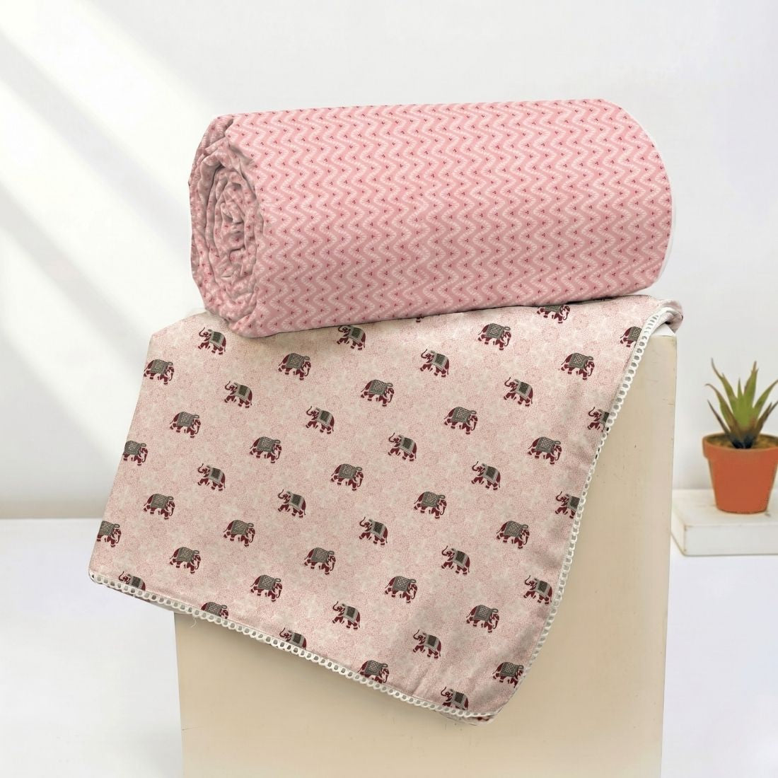IRIS Designer Border Cotton Reversible Dohar, Peach