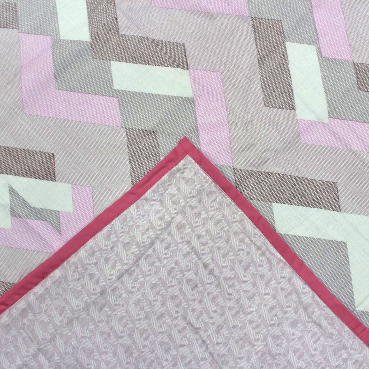 Riva Floral Cotton Dohar, Magentav  Full View 