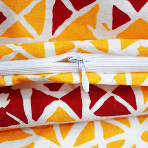 Close-up of zipper closure on Printed Cotton 144 TC Duvet Cover - Mustard