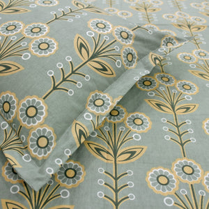 Close up Printed Floral Cotton 144 TC Fitted Bedsheet with Pillow Covers - Green