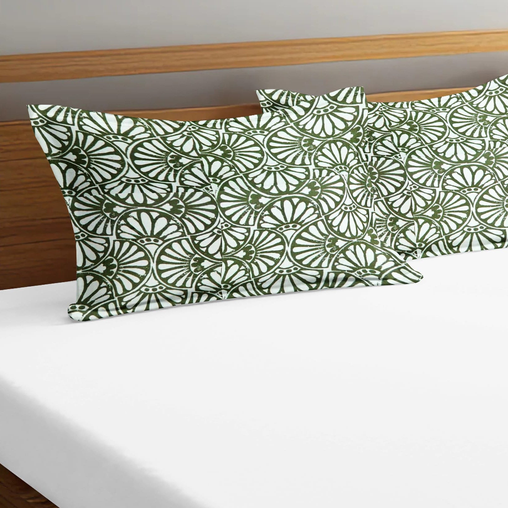 Printed Floral 2 Pcs Cotton Pillow Cover Set - Green
