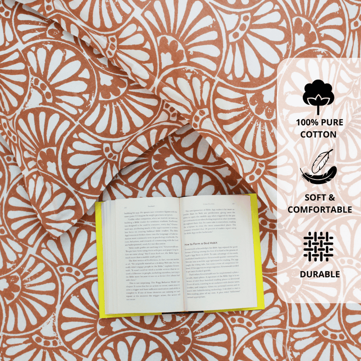 Full View Printed Floral Cotton 144 TC Fitted Bedsheet with Pillow Covers - Peach