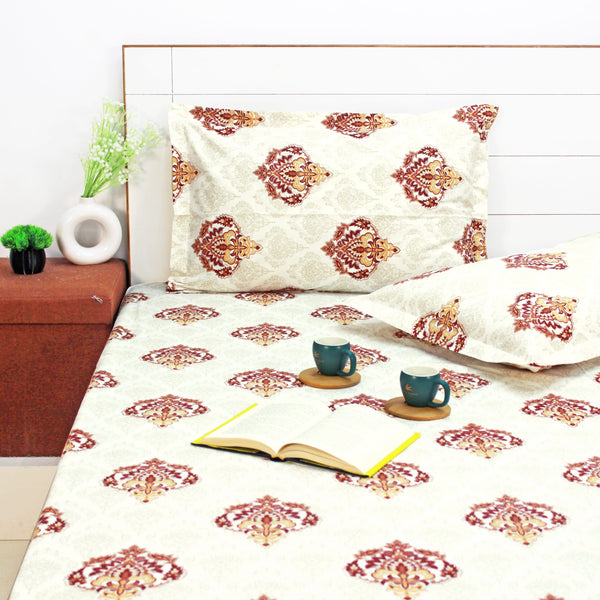 Close up Printed Damask Cotton 144 TC Fitted Bedsheet with Pillow Covers - Maroon