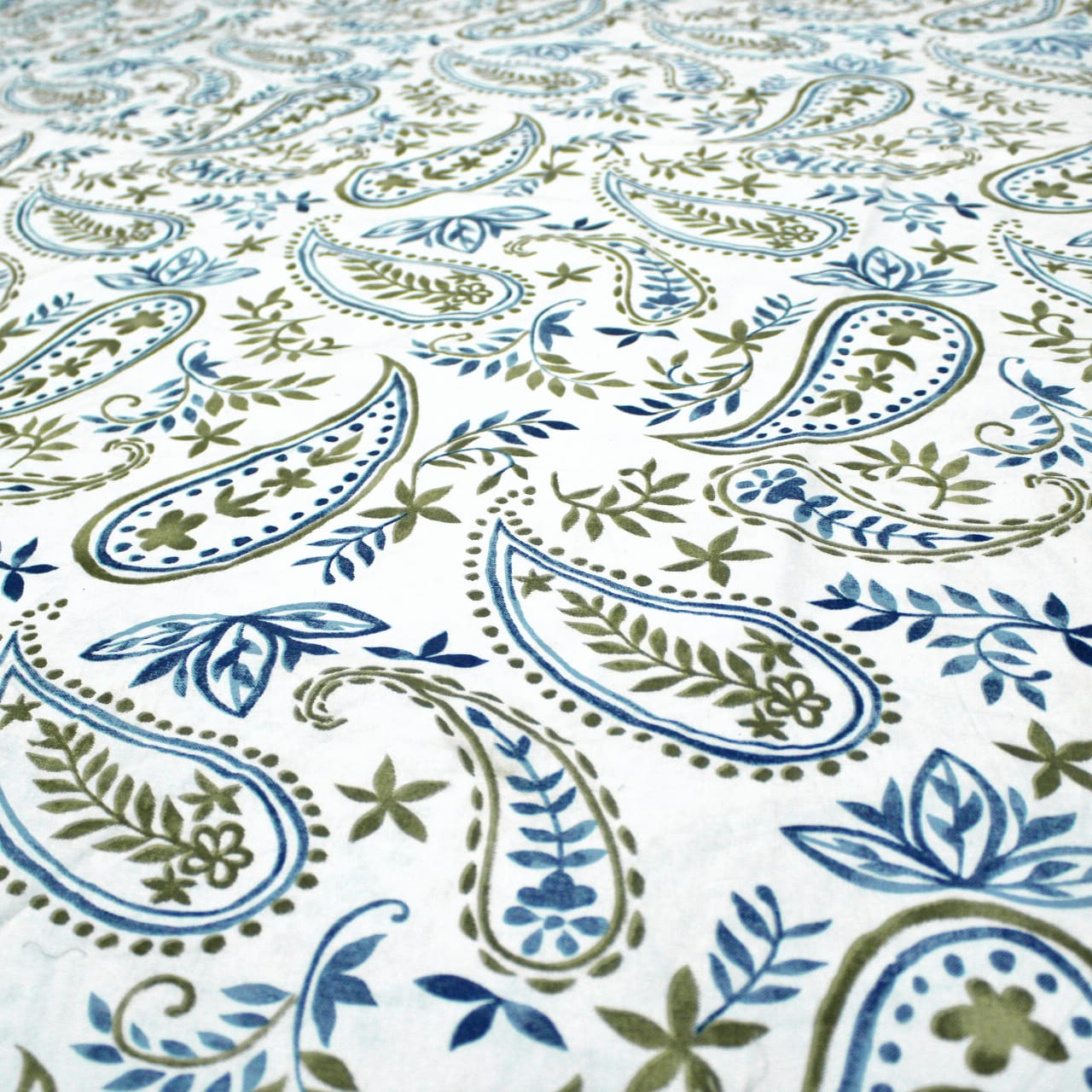 Printed Paisley Cotton 144 TC Fitted Bedsheet Design 