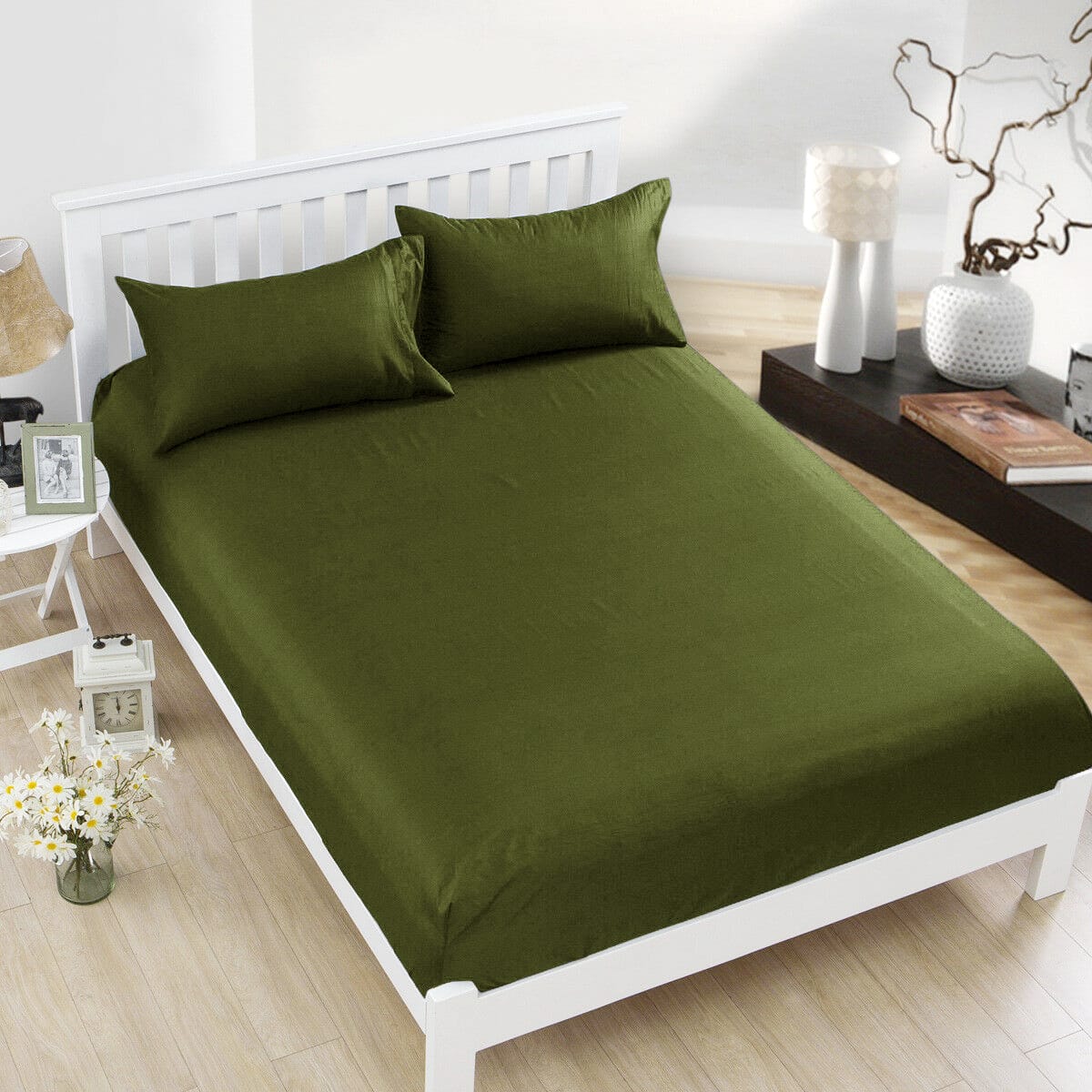 Soft Cotton Plain 400 TC King Size Satin Flat Bedsheet In Bottle Green At Best Prices
