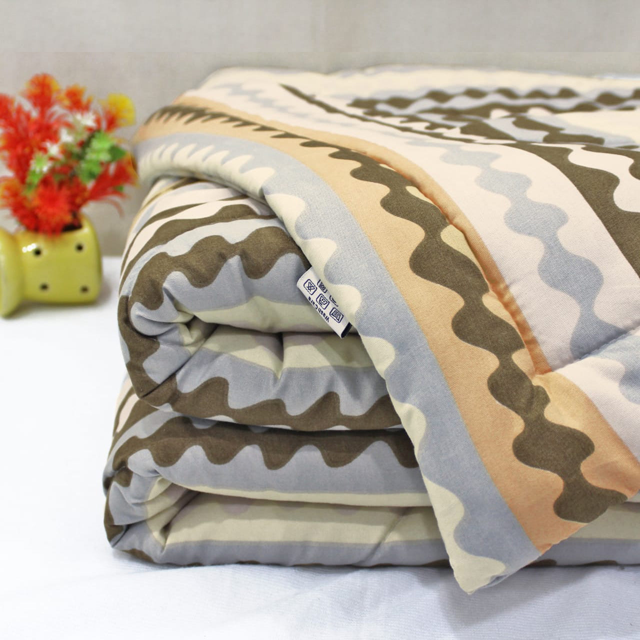 Microfiber 150 GSM All Season Comforter/Quilt - Brown