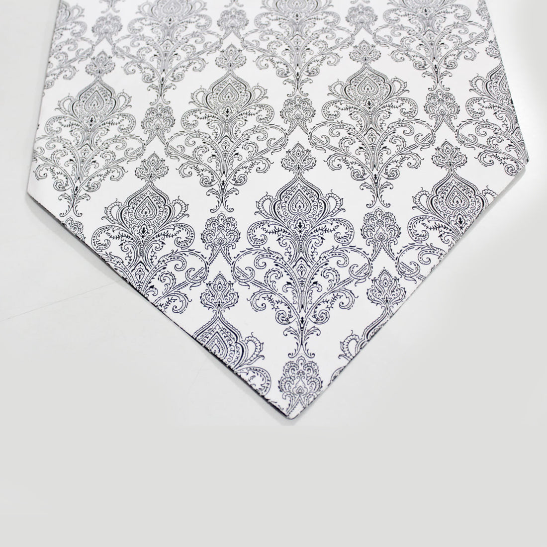 Cotton 300 TC Motif Table Runner for 6 Seater Table - Grey