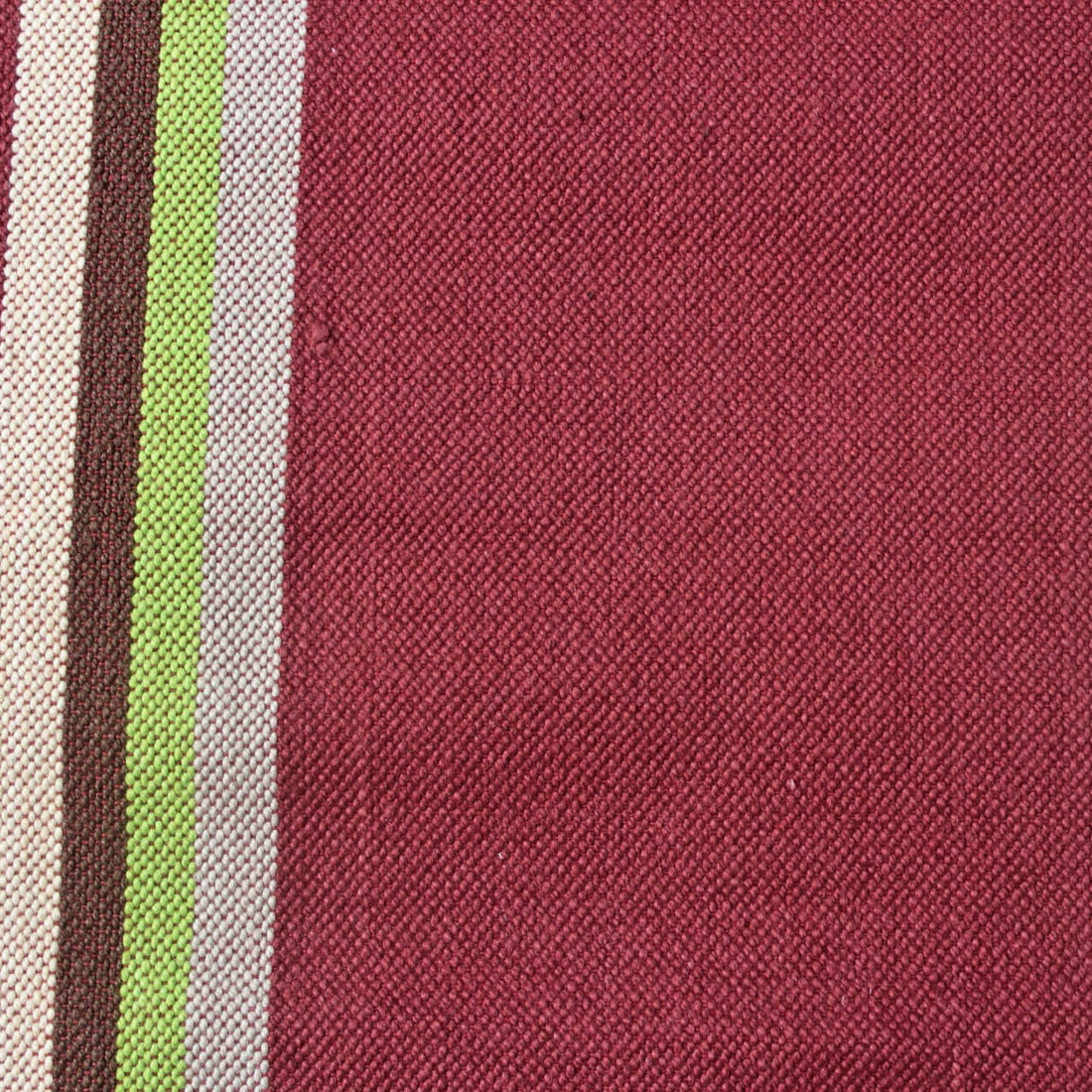 Close-up ALPHA Woven 100% Cotton Elegant Handloom Bed Cover
