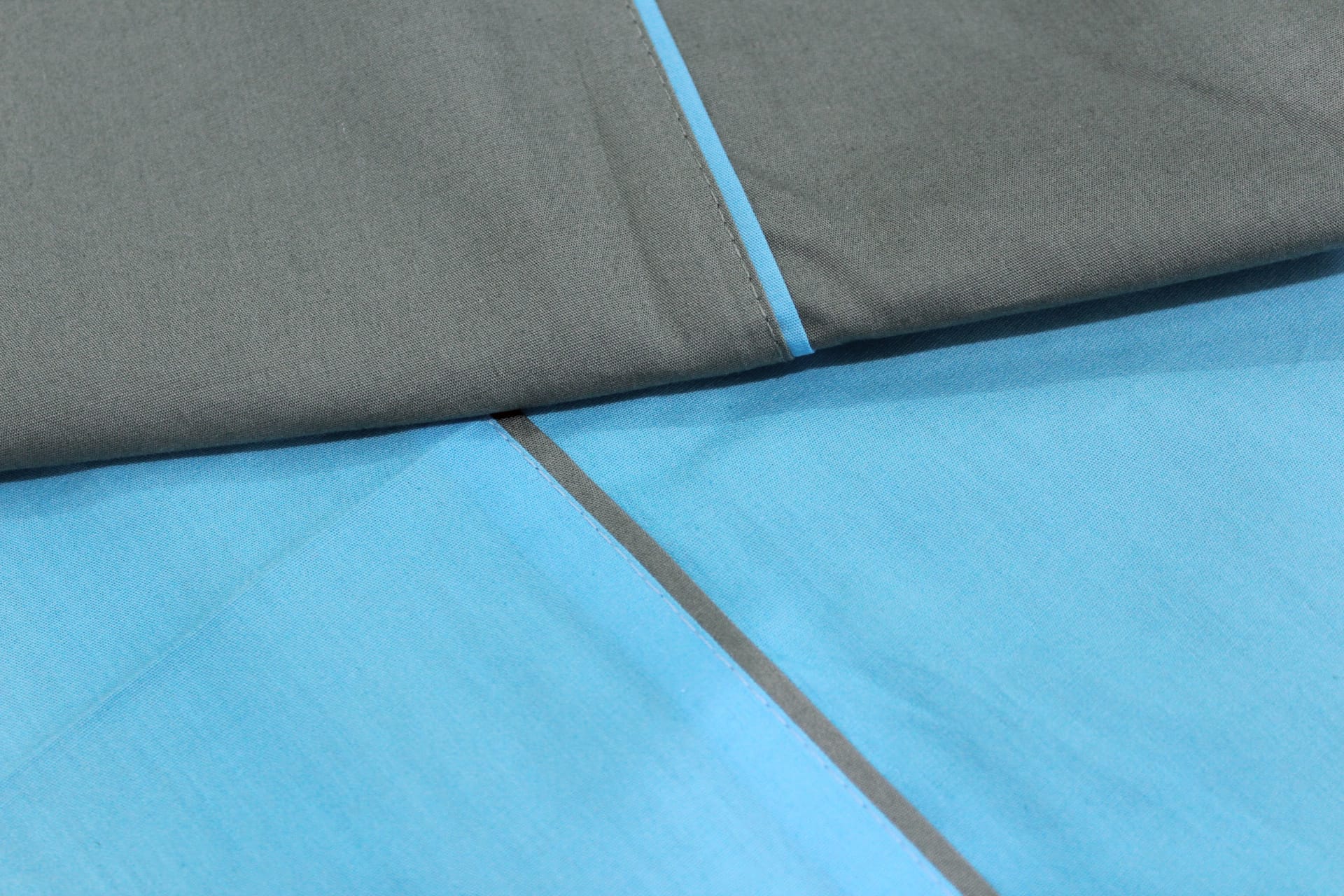 Soft Plain 210 Mercerised Cotton Duvet Cover In Sky Blue & Grey Online At Best Prices