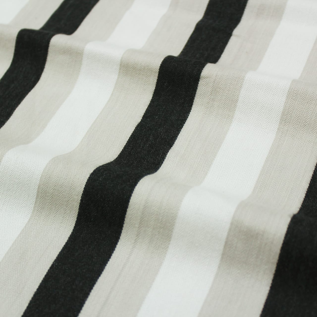 Alpha Sliver Woven Cotton Stripes Table Cover(1 Pc) online in India