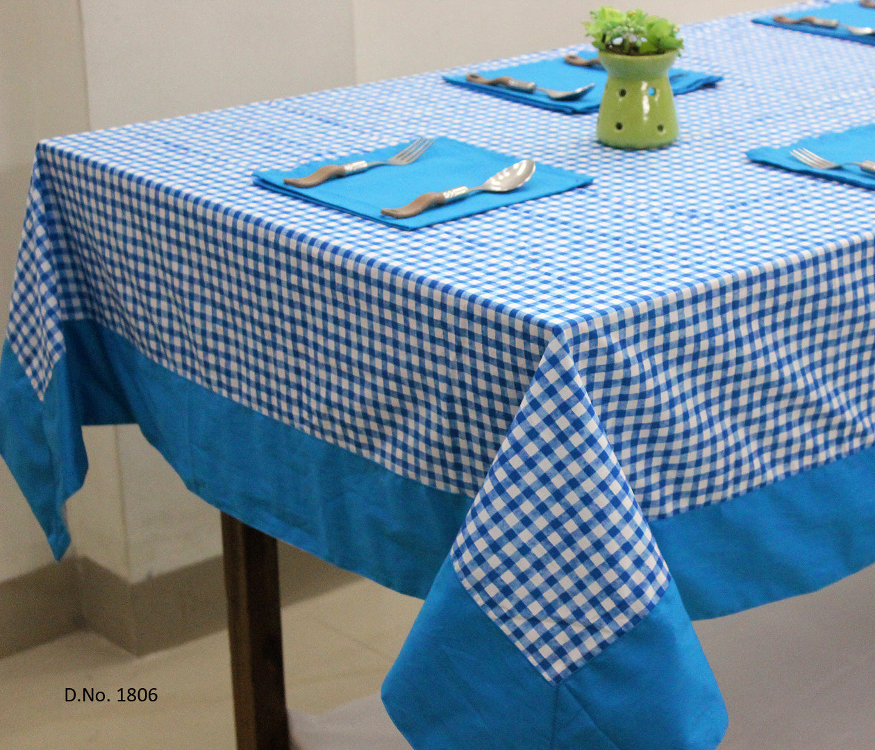 MARVEL Printed Cotton Check 1 Pc Table Cover - Blue