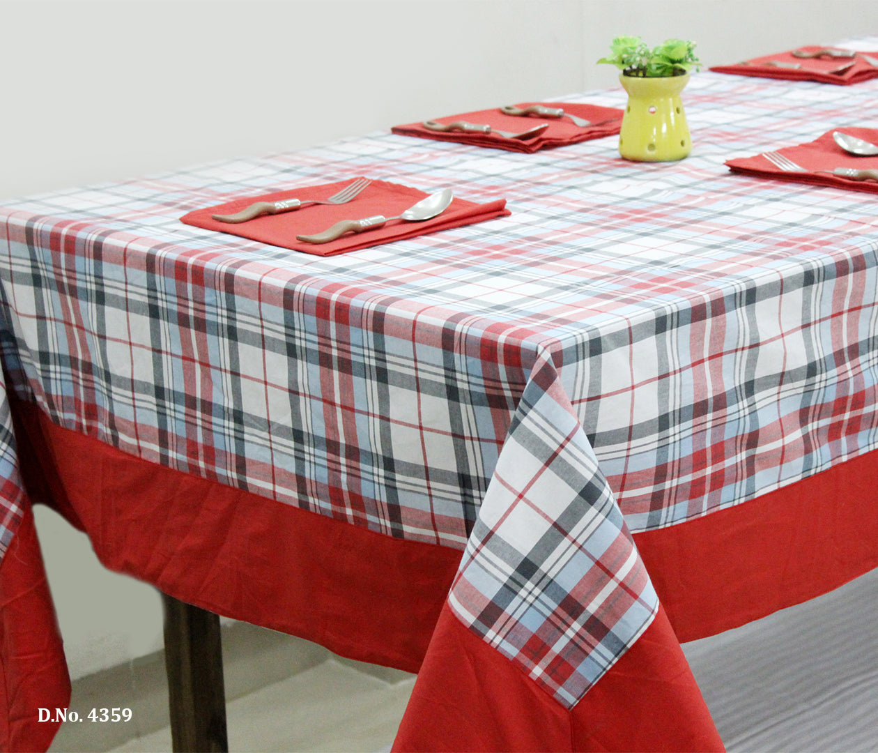MARVEL Printed Cotton Check 1 Pc Table Cover - Re