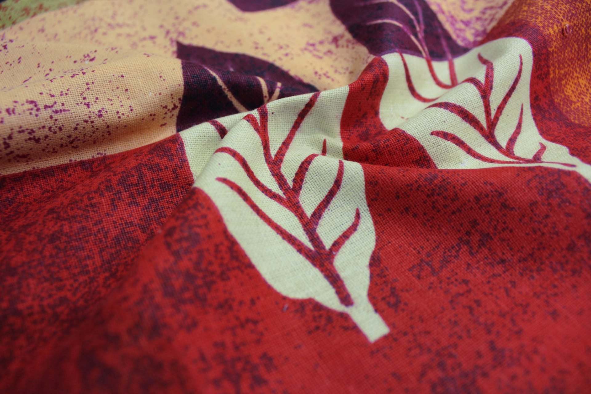 Designer Handloom Print Cotton Flare Diwan Set(6 Pcs) online in India