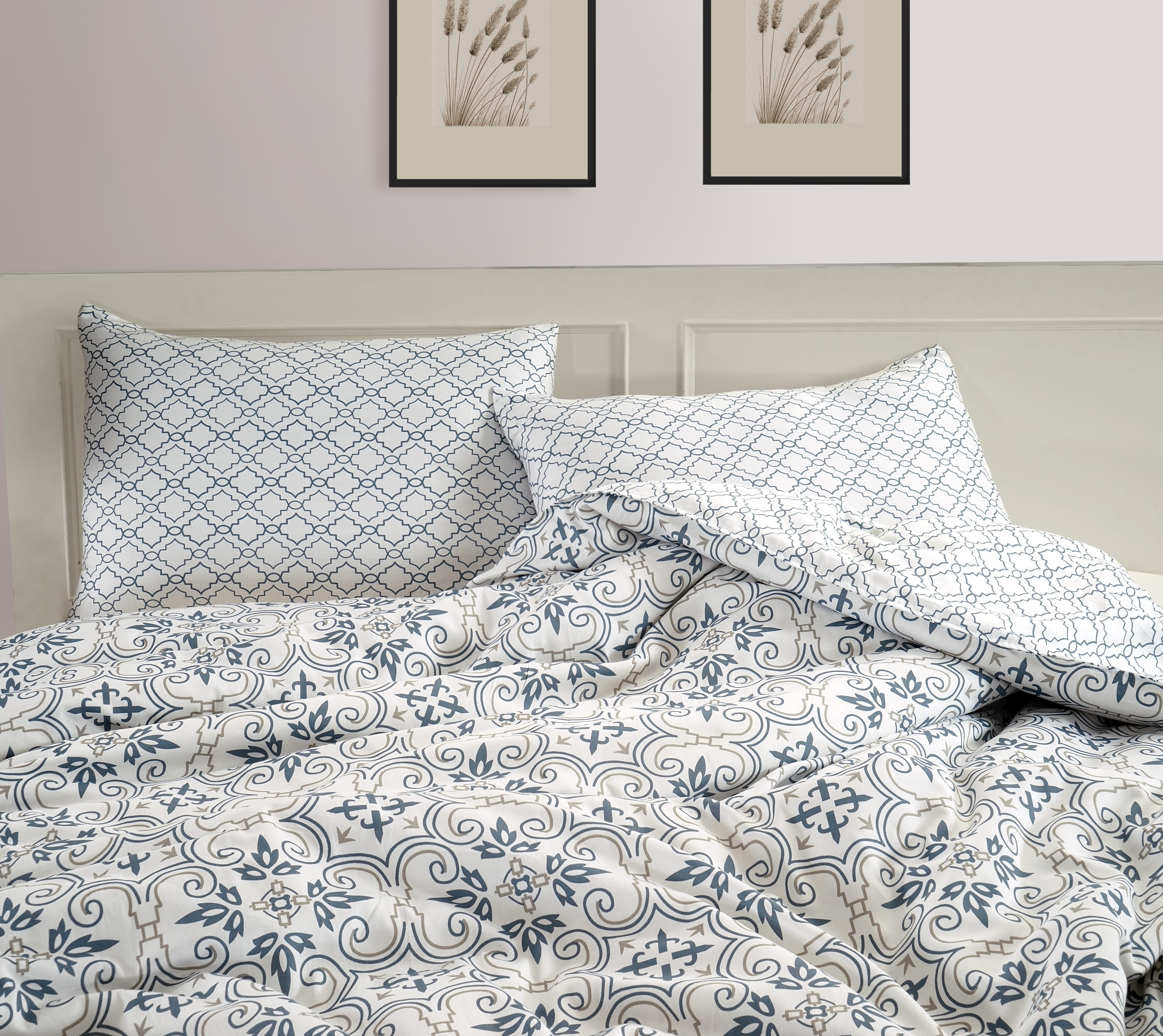 Soft Traditional Floral 300 TC Cotton Satin Bedsheet online in India