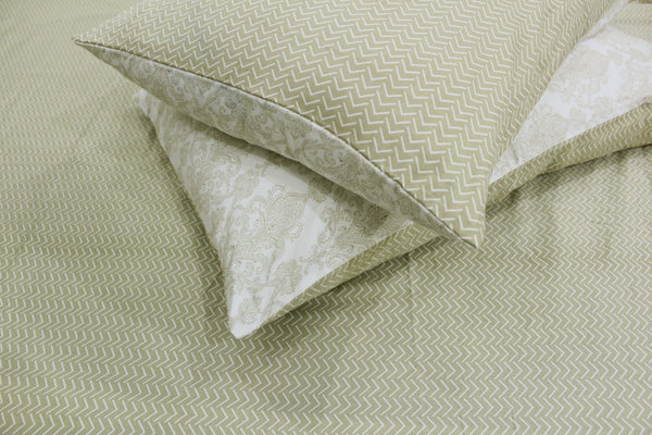 Printed Geometrical Cotton Satin 300 TC Fitted Bedsheet - BEIGE