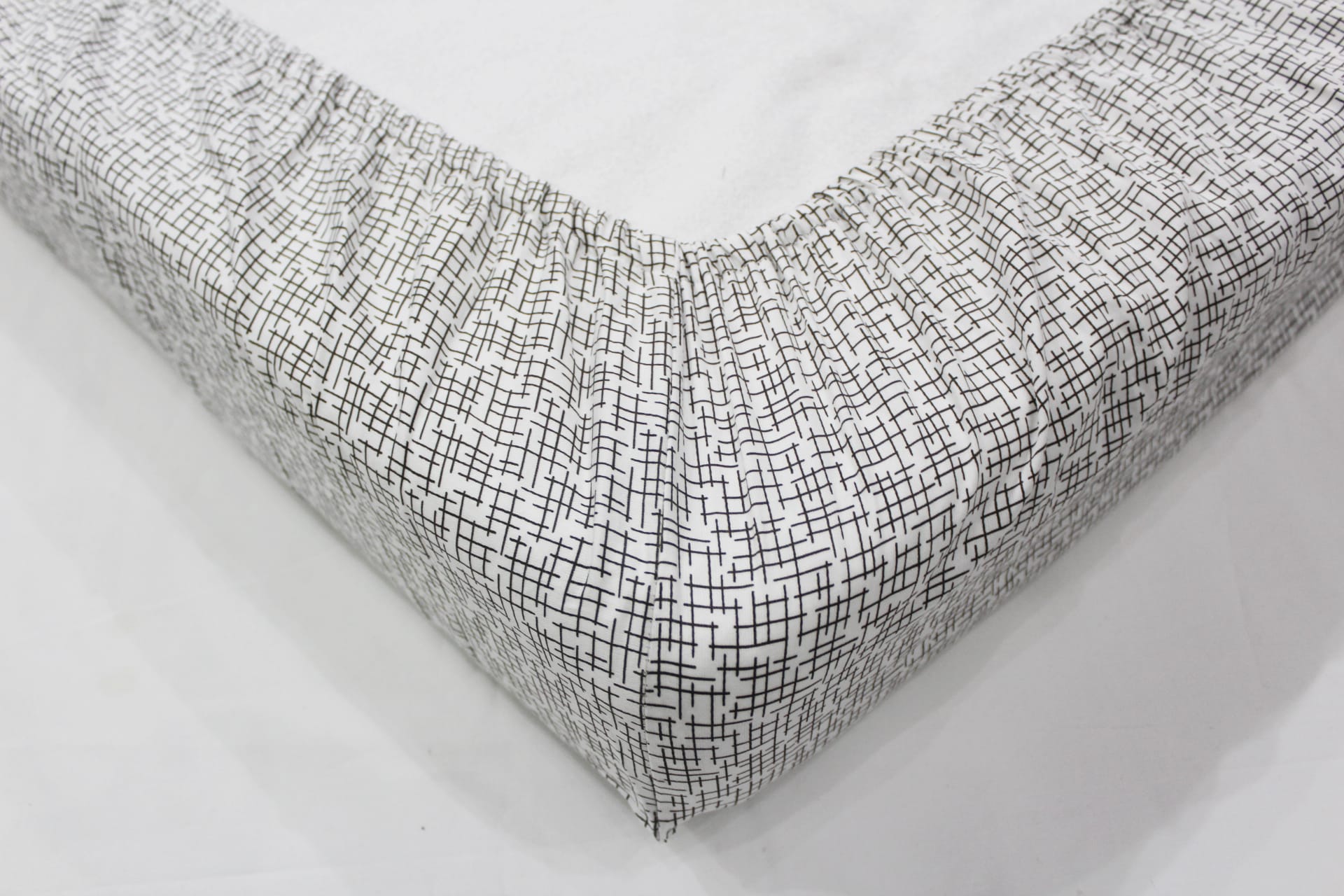 Soft Cotton Printed 300 TC Geometrical Satin Fitted Bedsheet In Brown At Best Prices