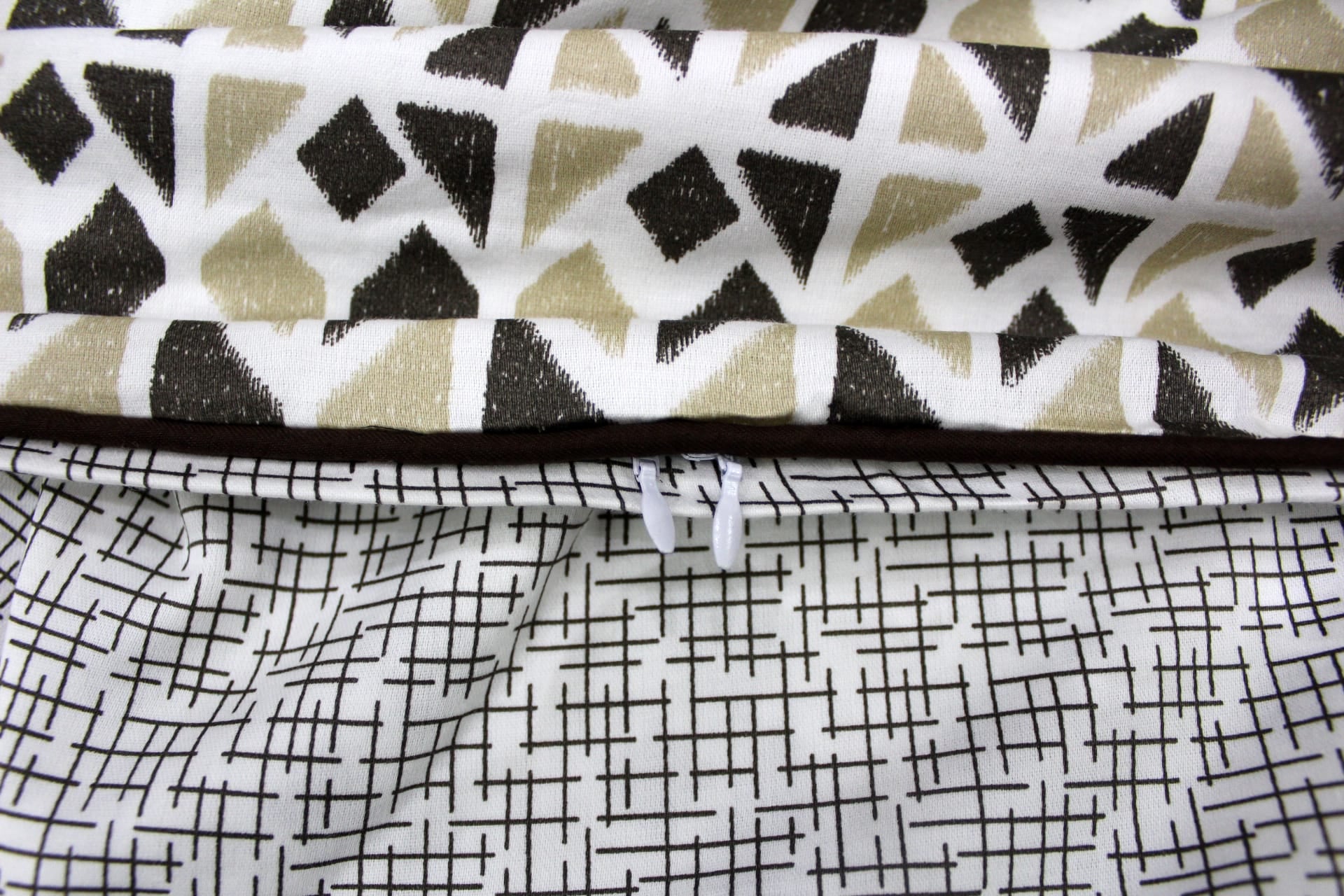 Soft 300 TC Brown Ikat Geometrical Print Cotton Satin Duvet Cover online in India