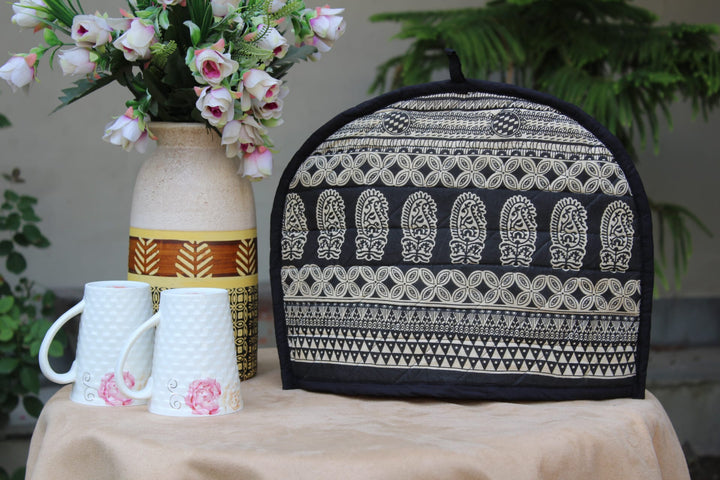 Stylish Black Printed Cotton Quilted Tea Cozy online in India at best prices