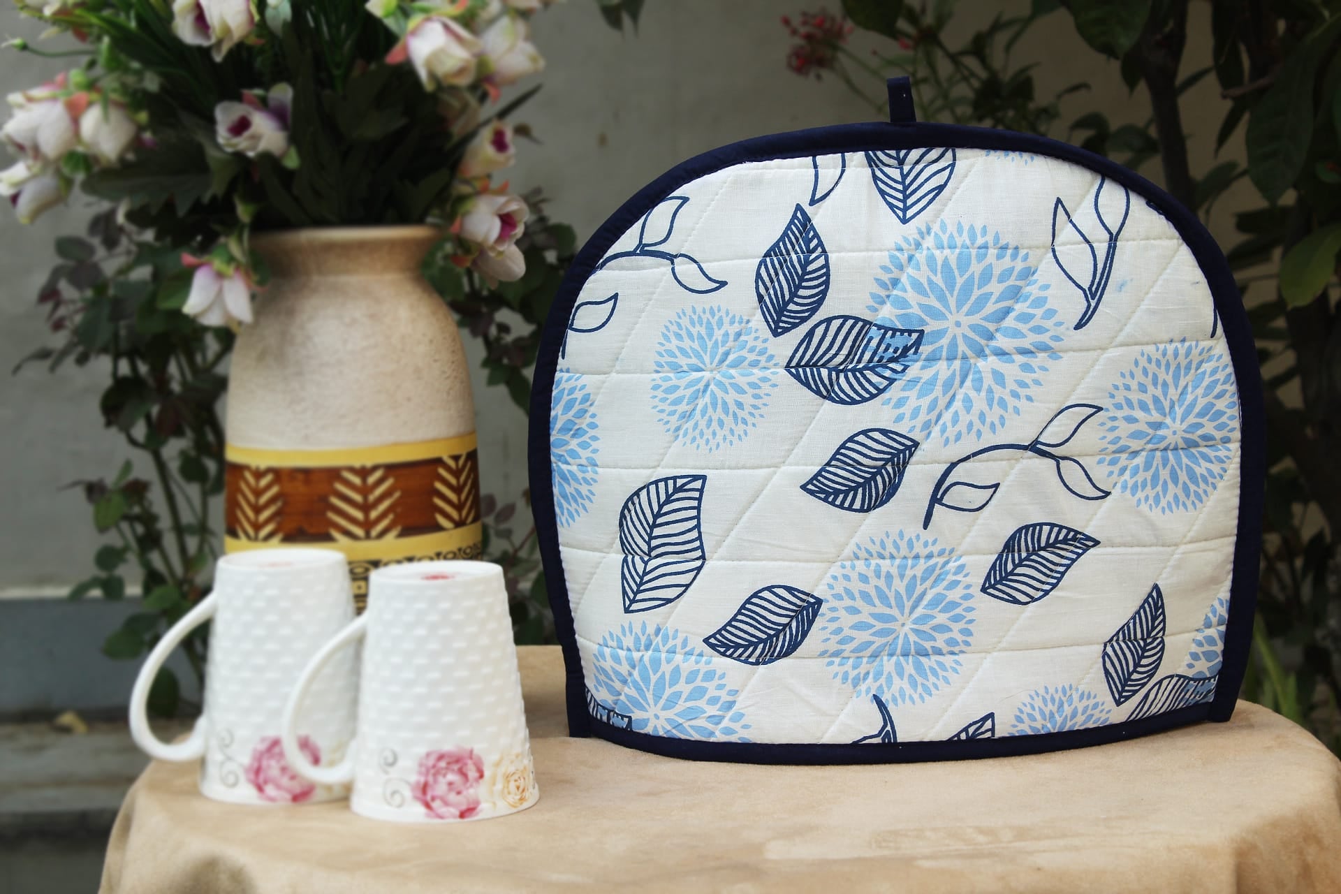 Printed Cotton Quilted Tea Cozy - Blue