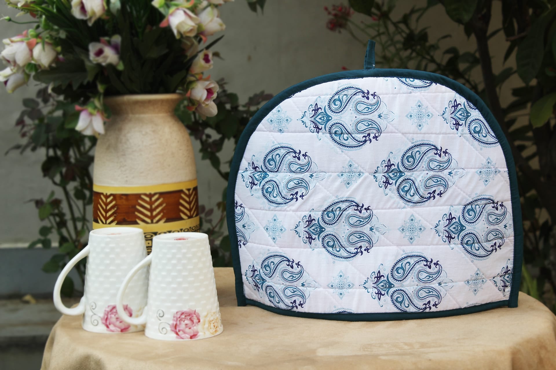 Stylish Printed Cotton Quilted Tea Cozy online in India at best prices
