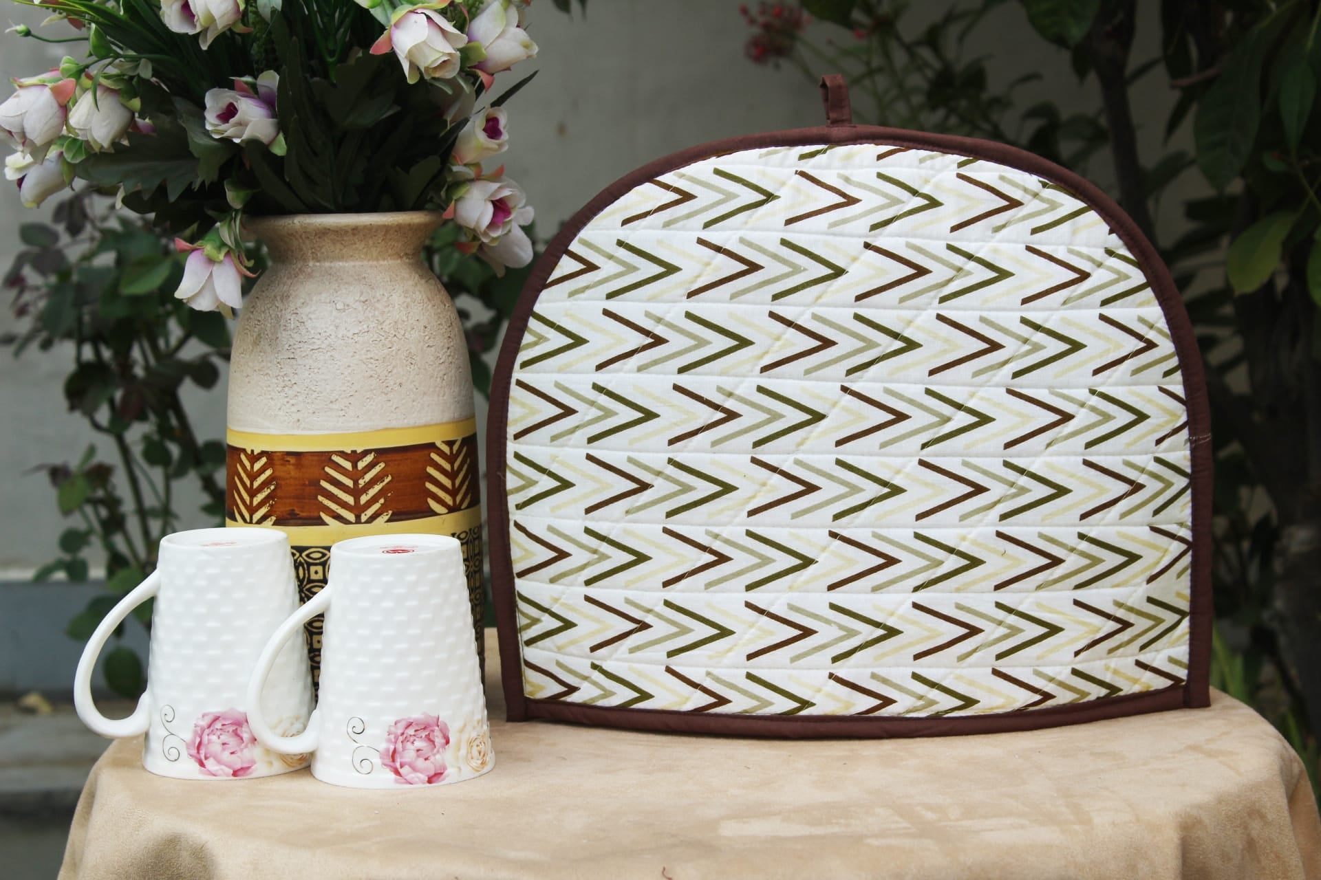 Stylish Printed Cotton Quilted Tea Cozy online in India at best prices