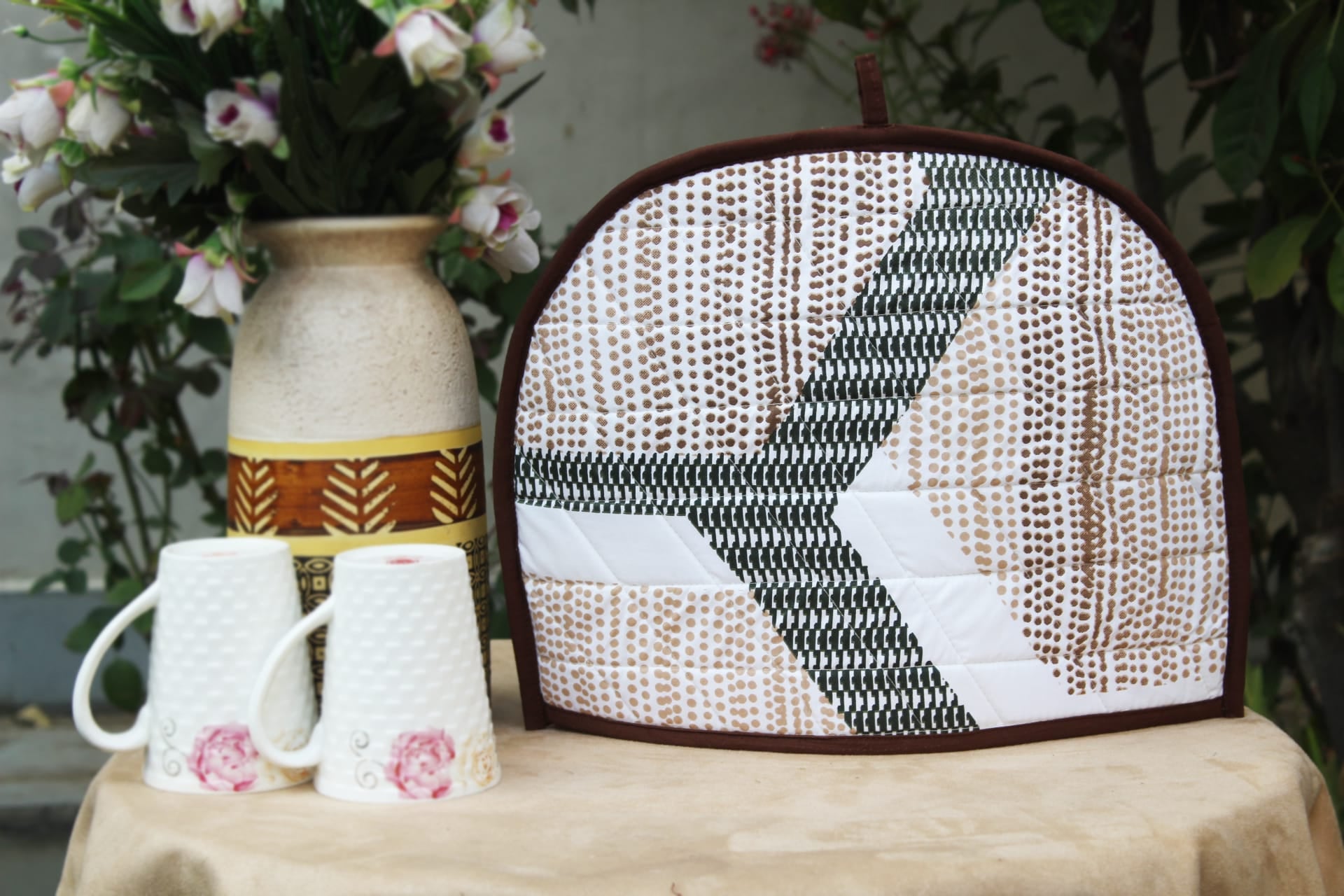 Stylish Printed Cotton Quilted Tea Cozy online in India at best prices