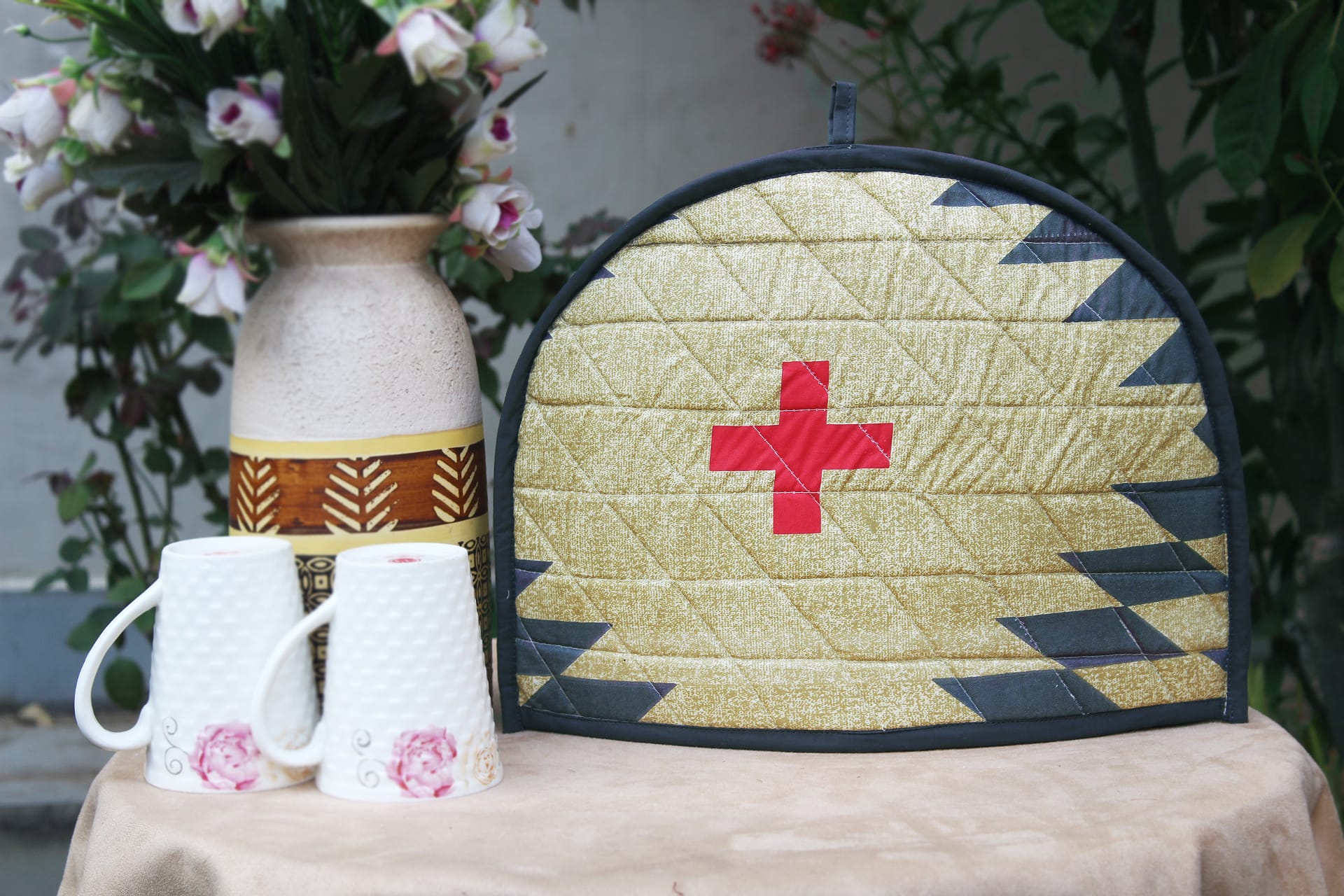 Stylish Printed Cotton Quilted Tea Cozy online in India at best prices