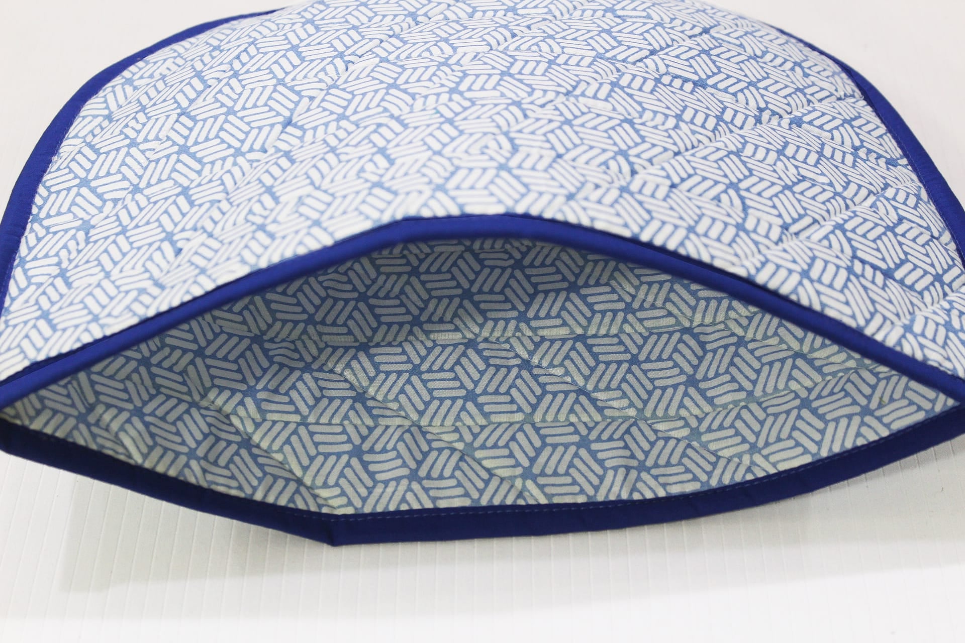 Stylish Printed Cotton Quilted Tea Cozy online in India at best prices