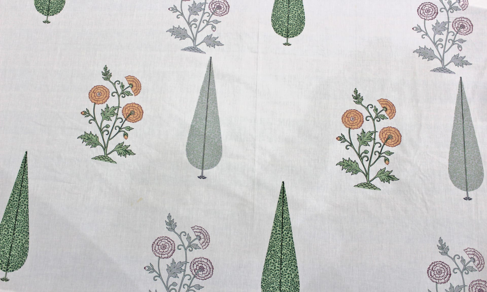Soft Cotton Floral print 250 TC fitted bedsheet in Orange At Best Prices