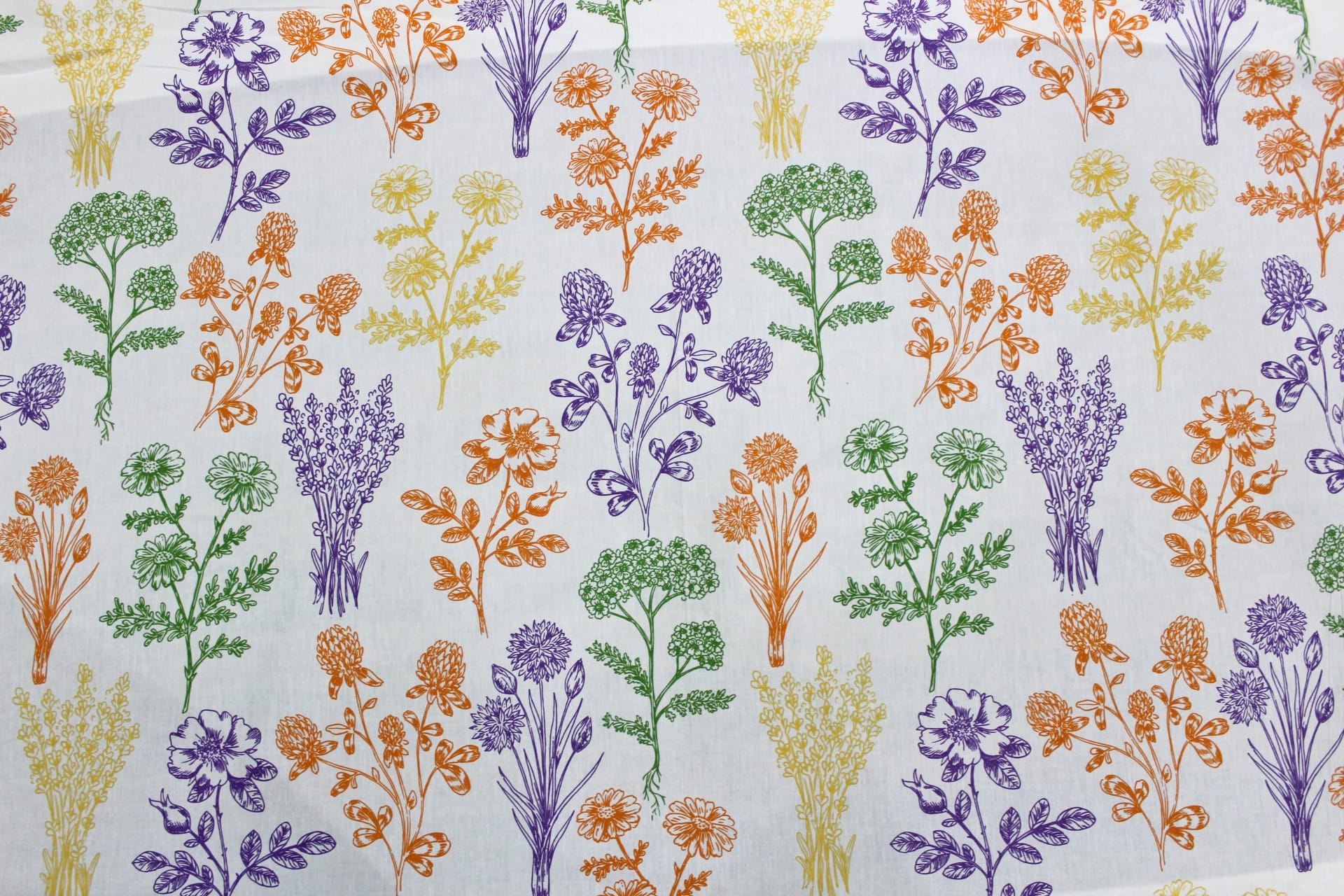Soft cotton Floral print 250 TC fitted bedsheet in Purple At Best Prices
