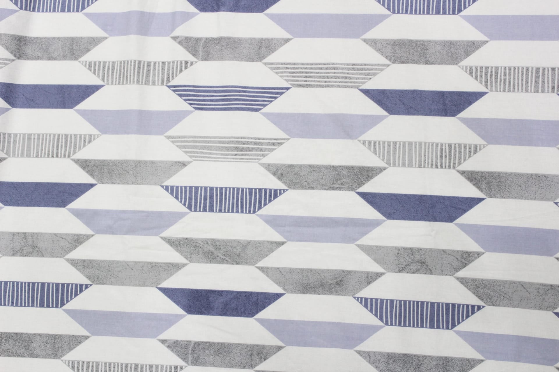 Soft Cotton Geometrical Print 250 TC Fitted Bedsheet In Blue Online In India