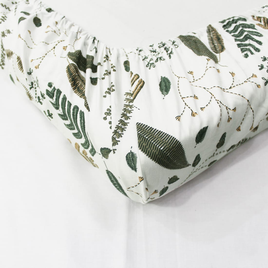 Printed Floral Cotton 250 TC Fitted Bedsheet - Green