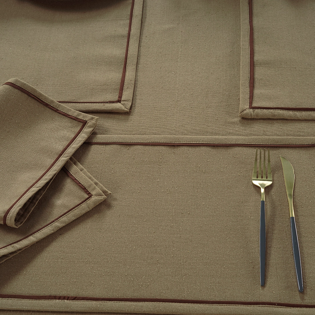 Classy Hand Woven Cotton Table Placemats Set( 6 P cs) online in India