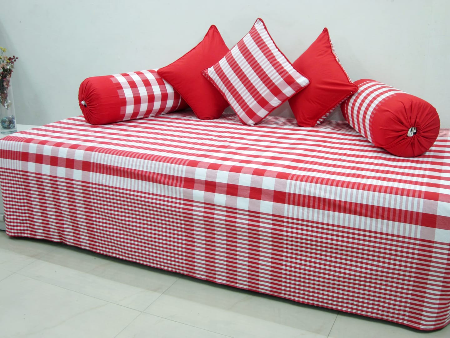 Prism Printed Red Check 144 TC 6 Pcs Cotton Diwan Set