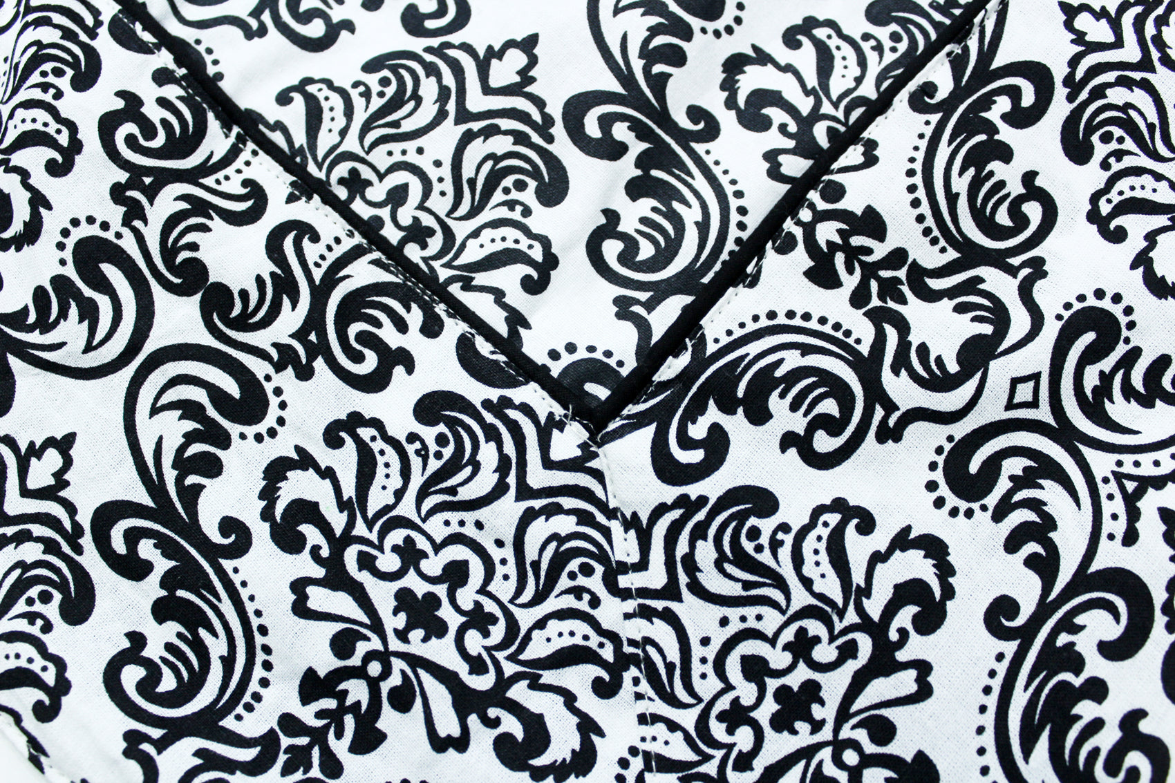 Prism Black Printed Cotton Damask Table Cover(1 Pc) online in India
