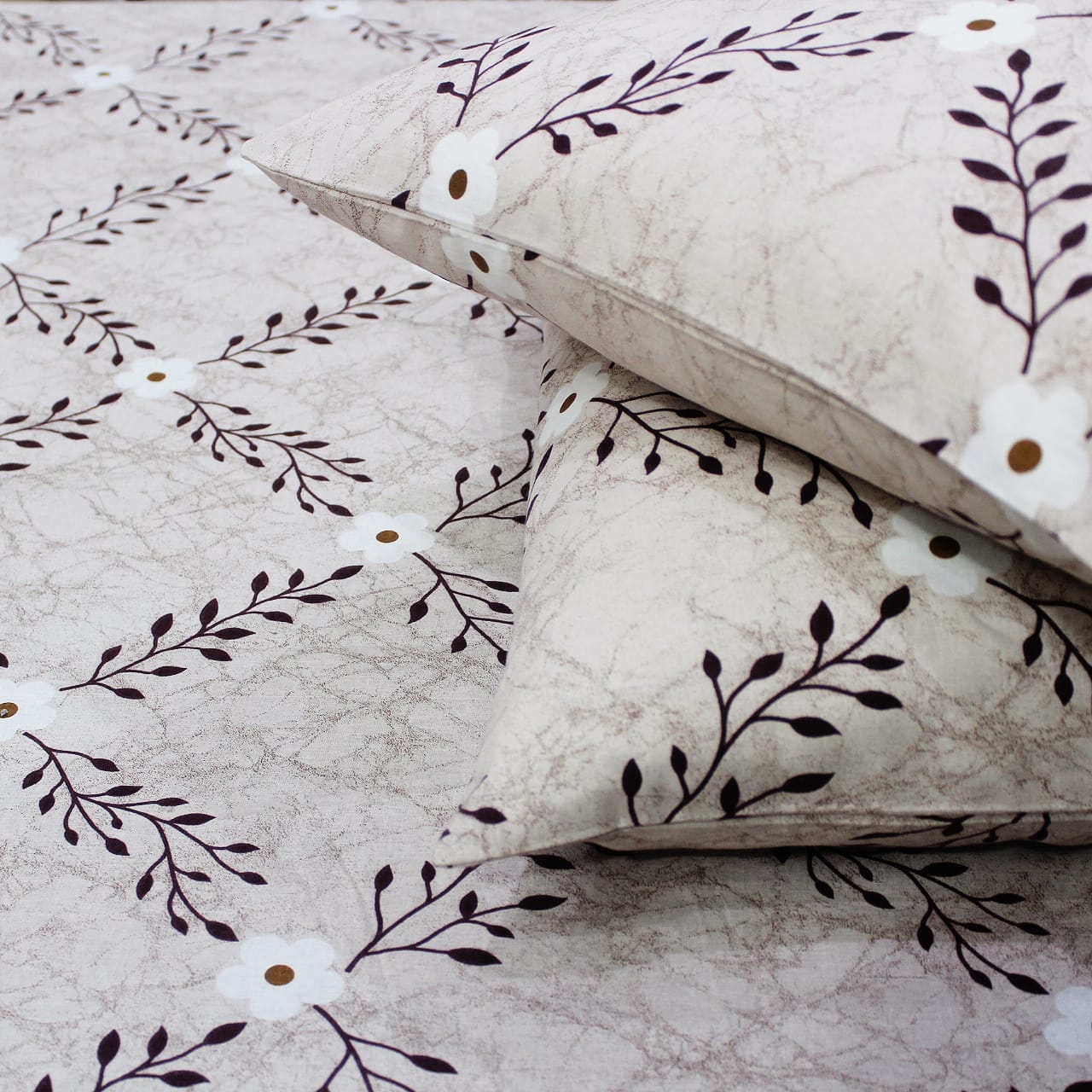 Soft Cotton Floral Print 144 TC Fitted Bedsheet In Coffee At Best Prices