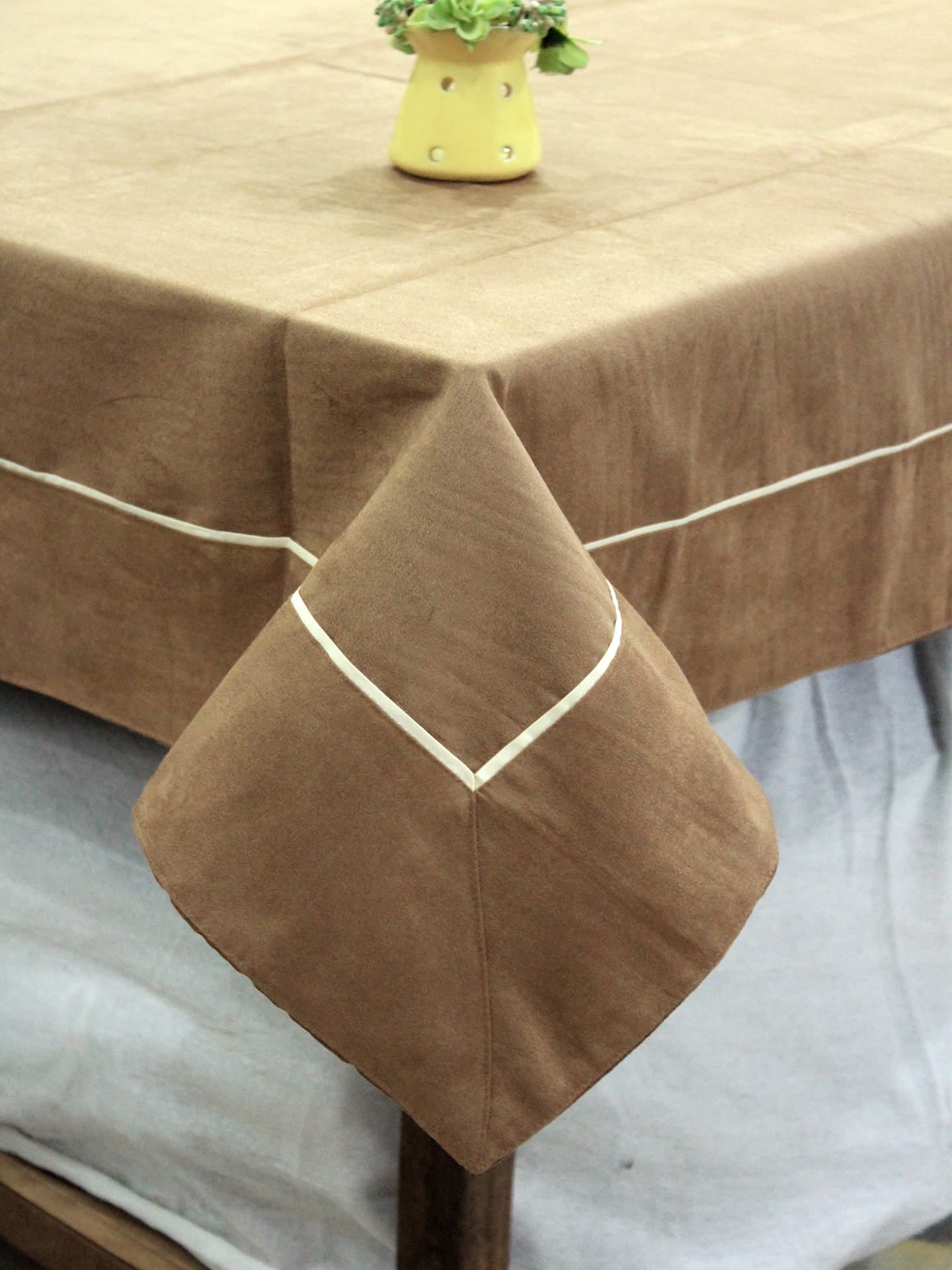 SUEDE Plain Microfibre 1 Pc Table Cloth - CAMEL BROWN