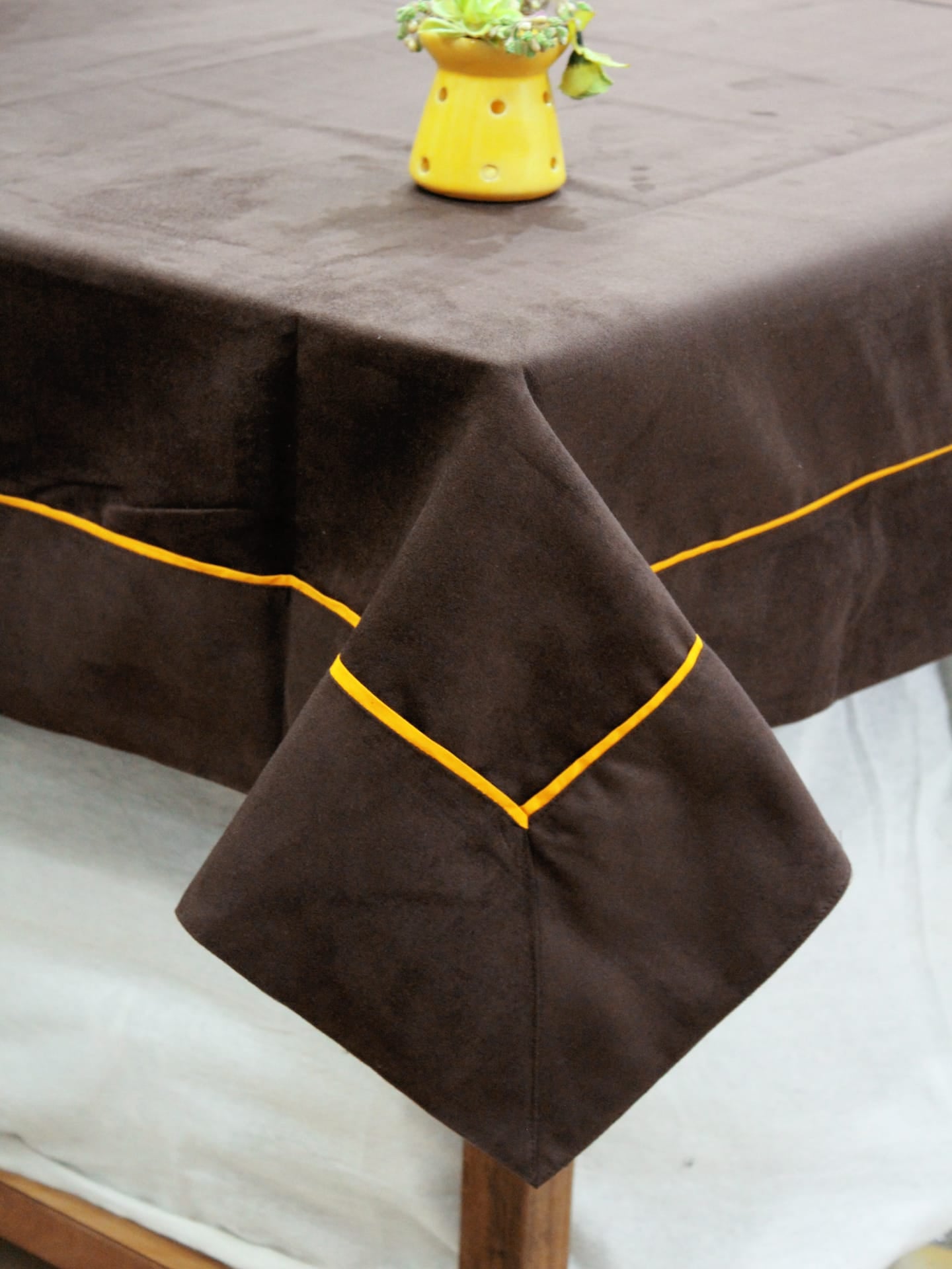 SUEDE Plain Microfibre 1 Pc Table Cloth - CHOCOLATE BROWN