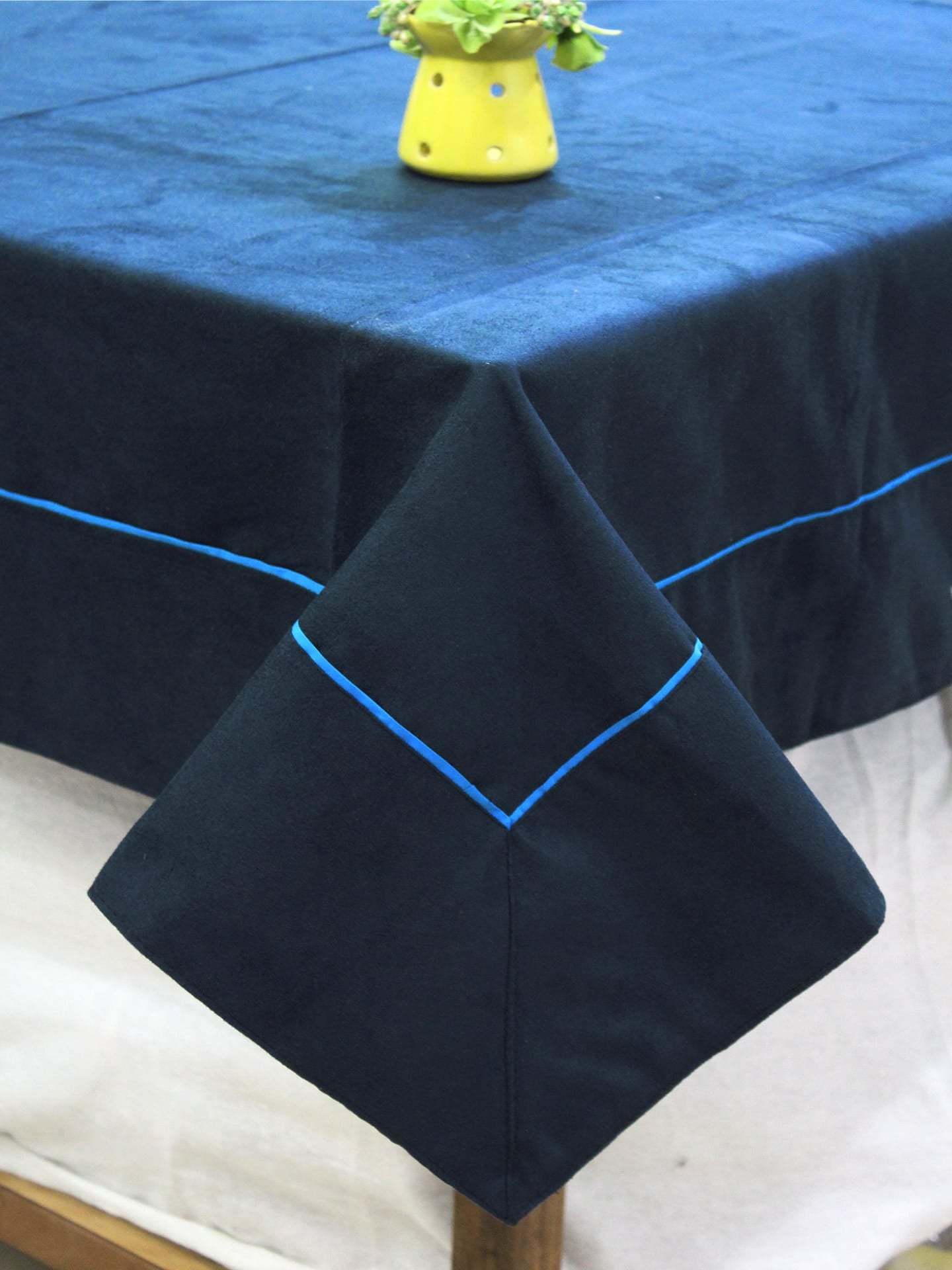 SUEDE Plain Microfibre 1 Pc Table Cloth - NAVY BLUE