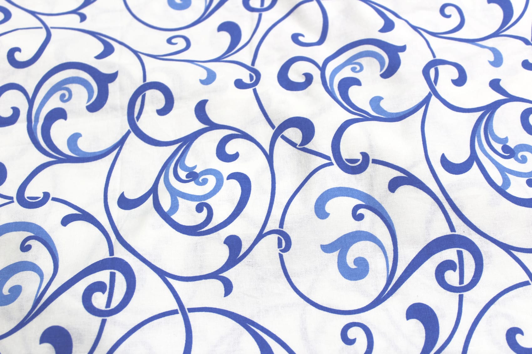 144 TC Floral Cotton Table Runner for 6 Seater Table in Blue online